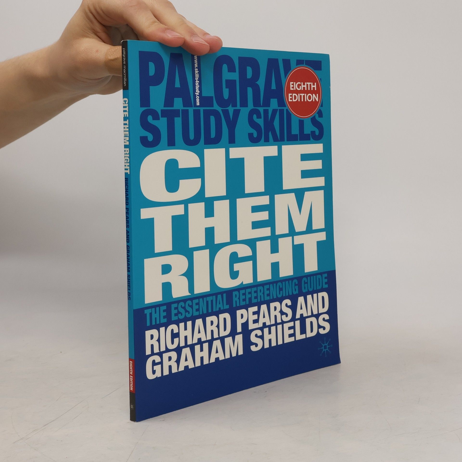 Graham J. Shields Cite them right. The essential referencing guide