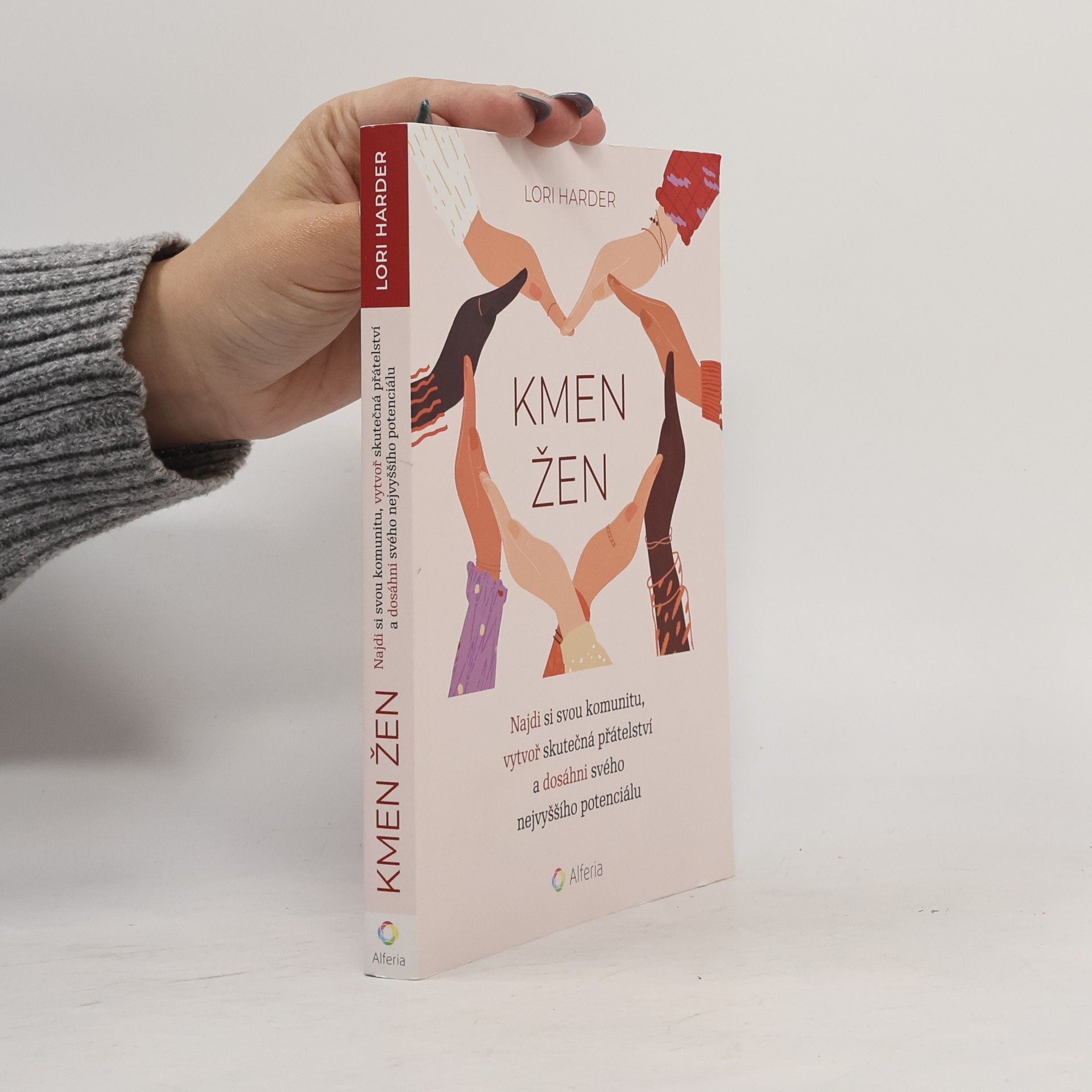 Harder Lori Kmen žen