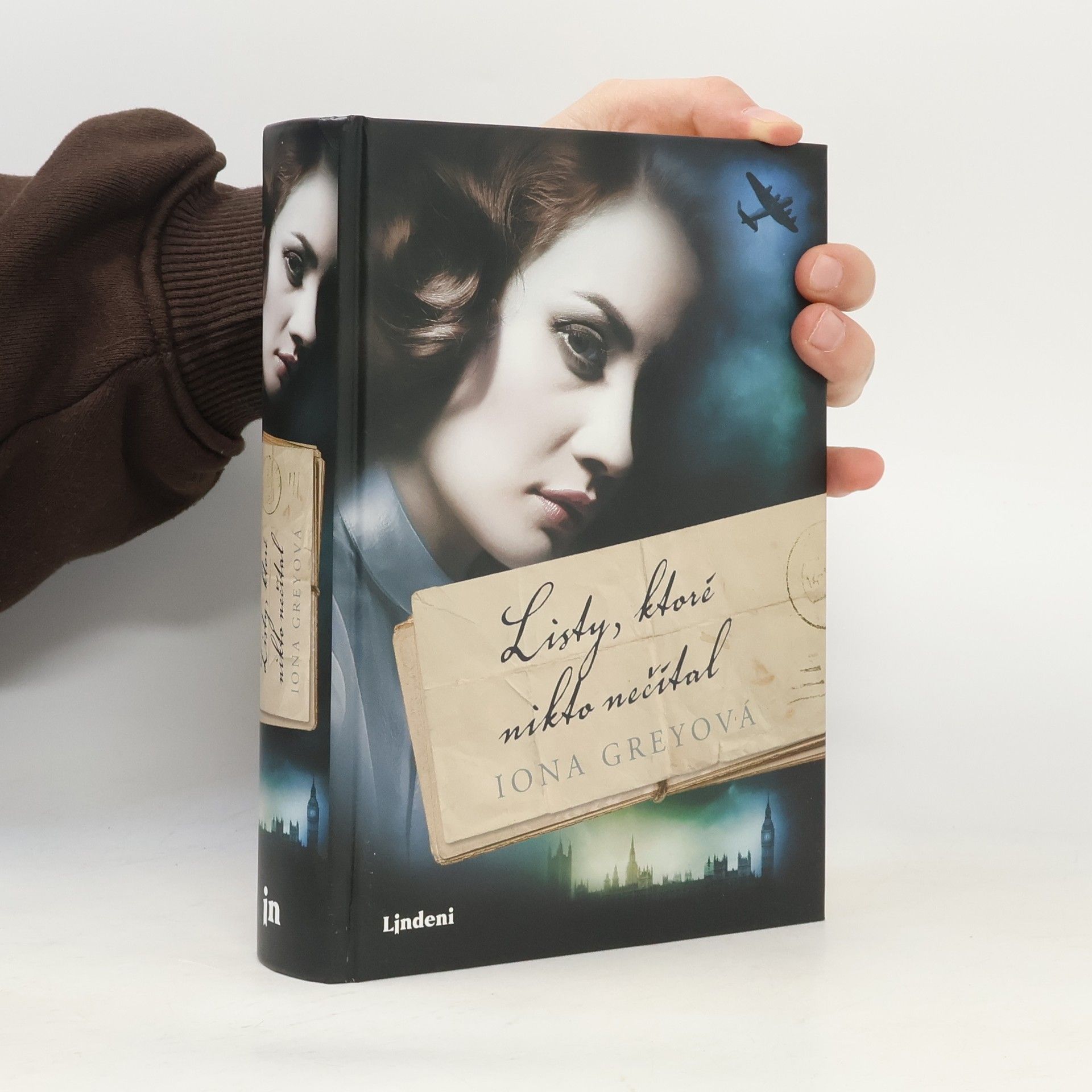 Iona Grey Listy, ktoré nikto nečítal