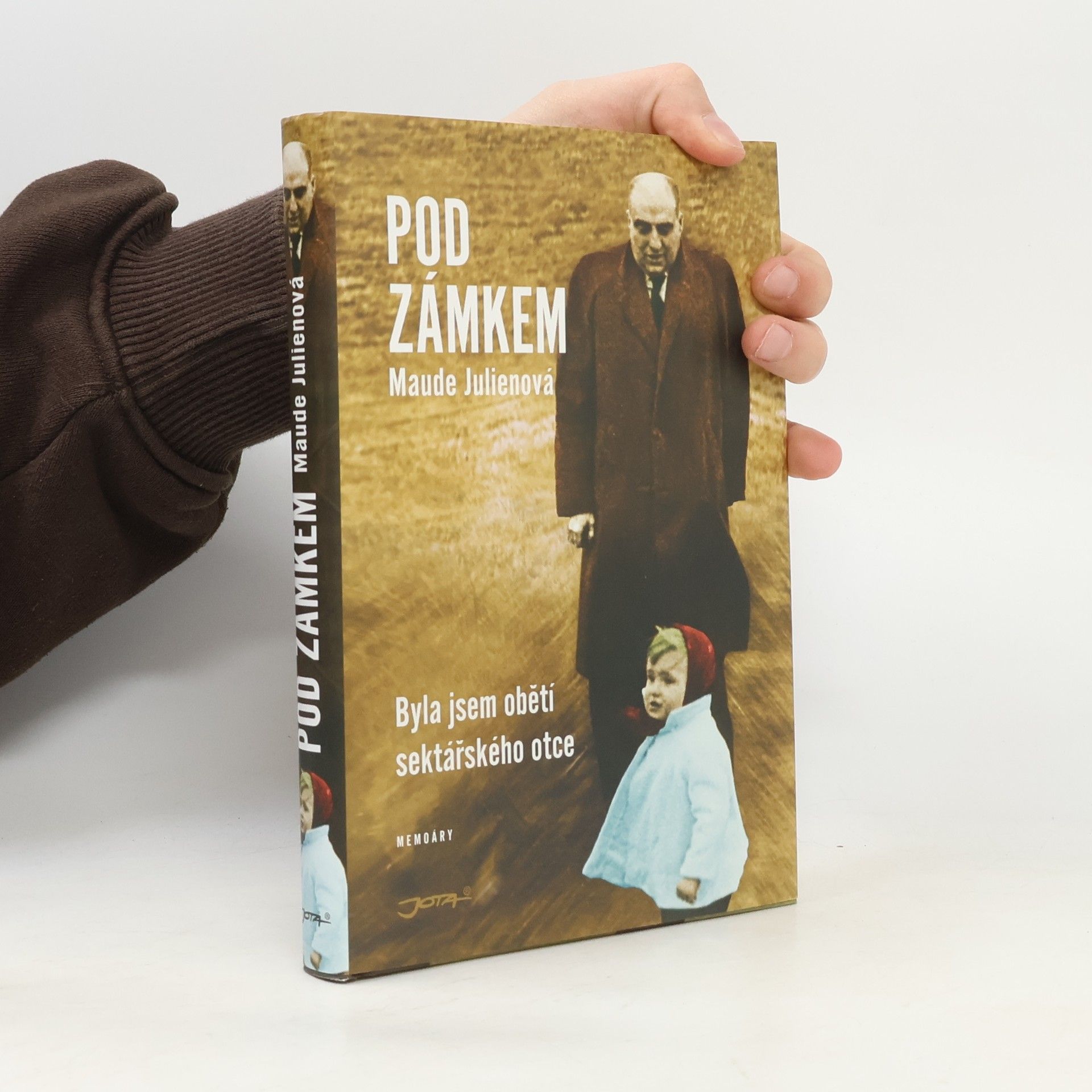 Maude Julien Pod zámkem