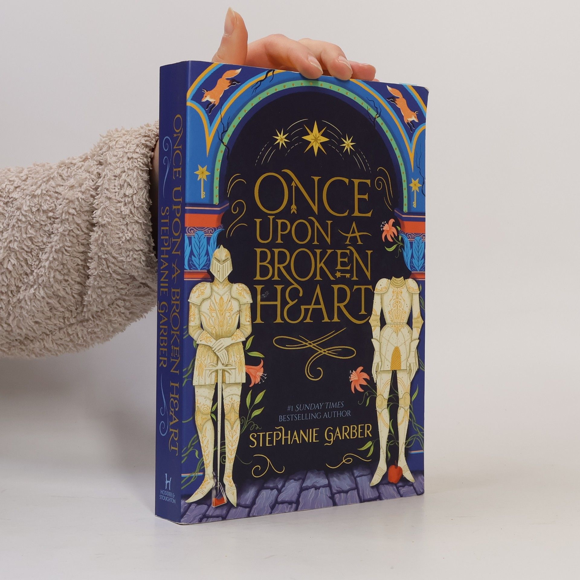 Stephanie Garber Once Upon a Broken Heart