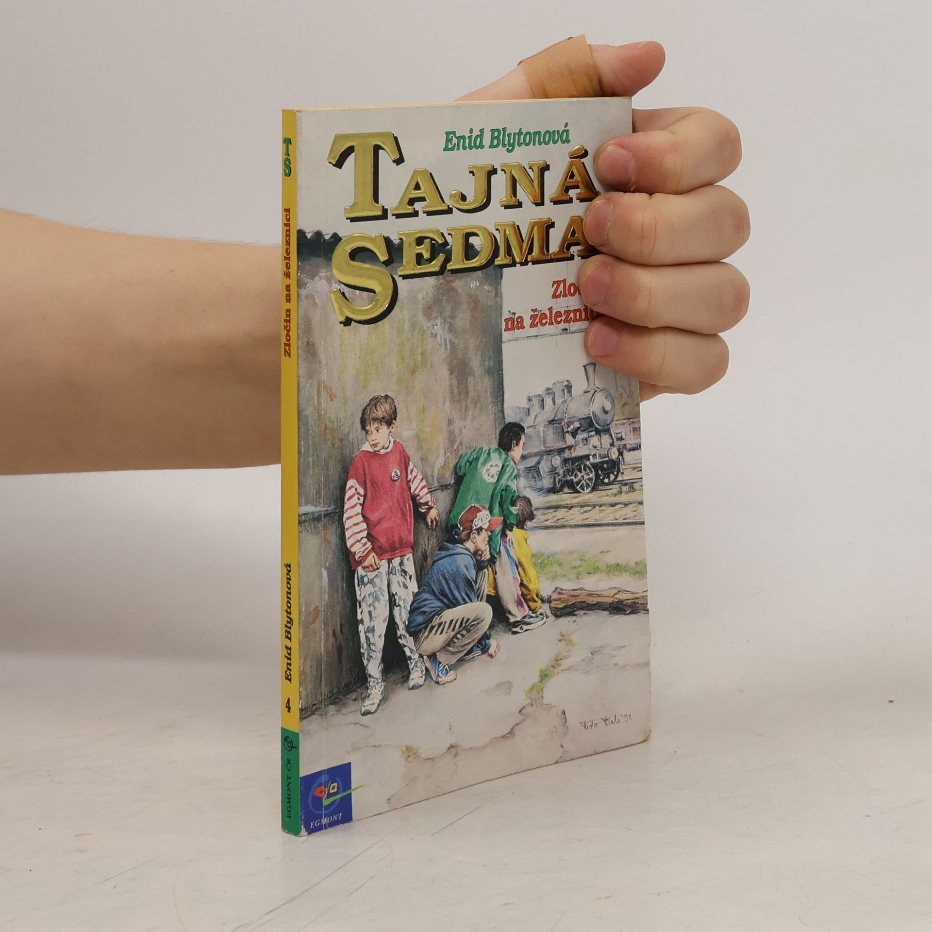 Enid Blyton Tajná sedma. Zločin na železnici