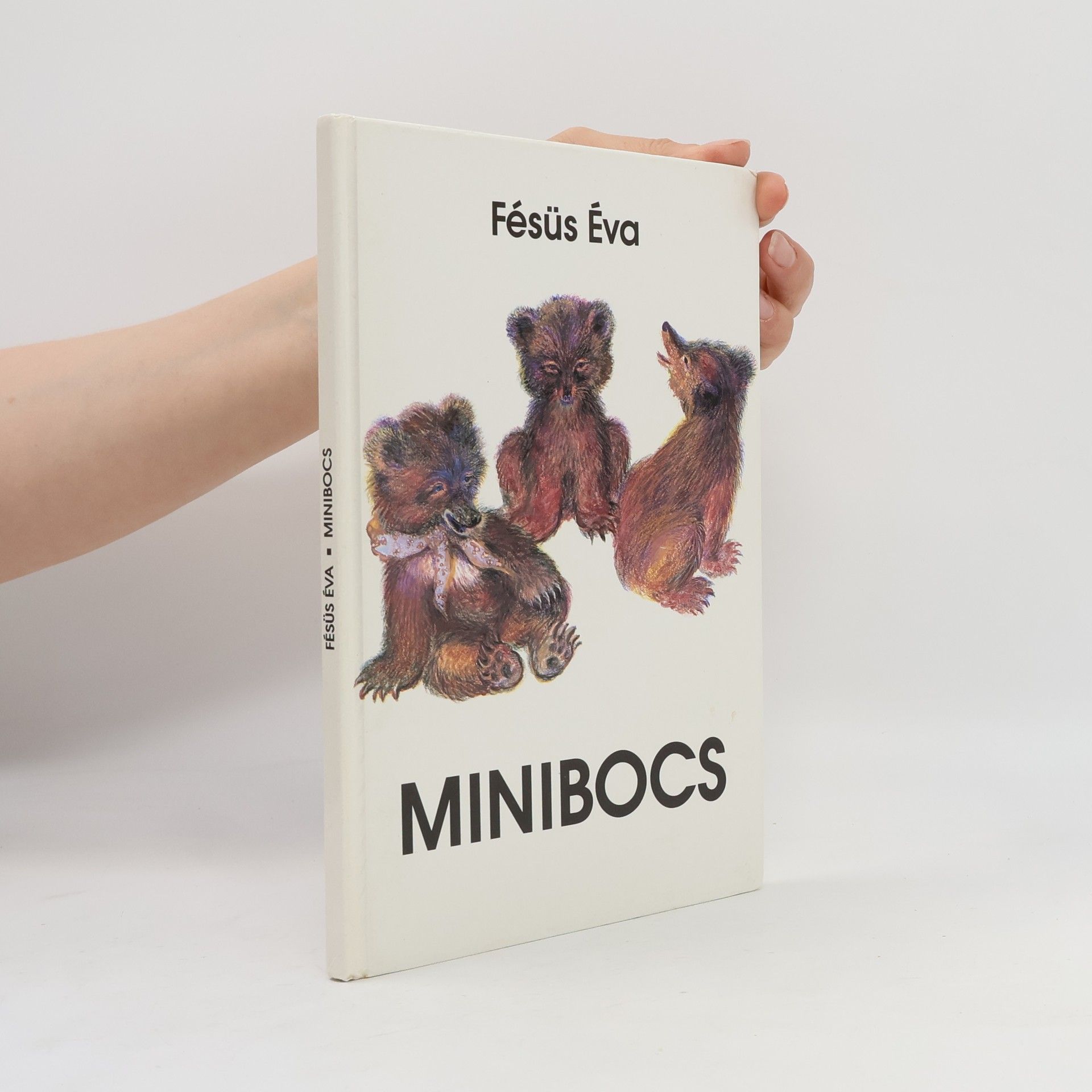 Éva Fésűs Minibocs