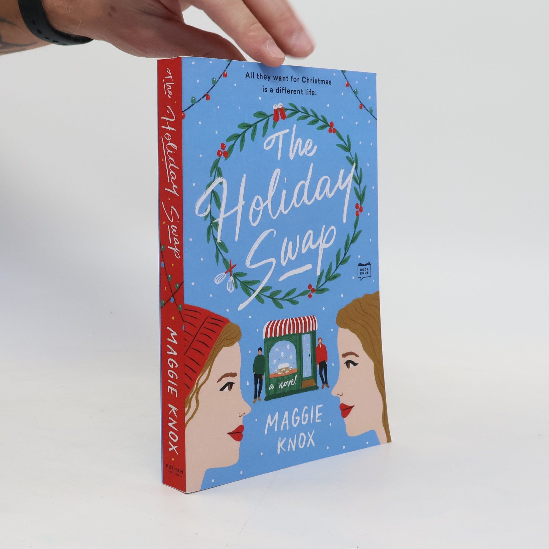 Maggie Knox Holiday Swap