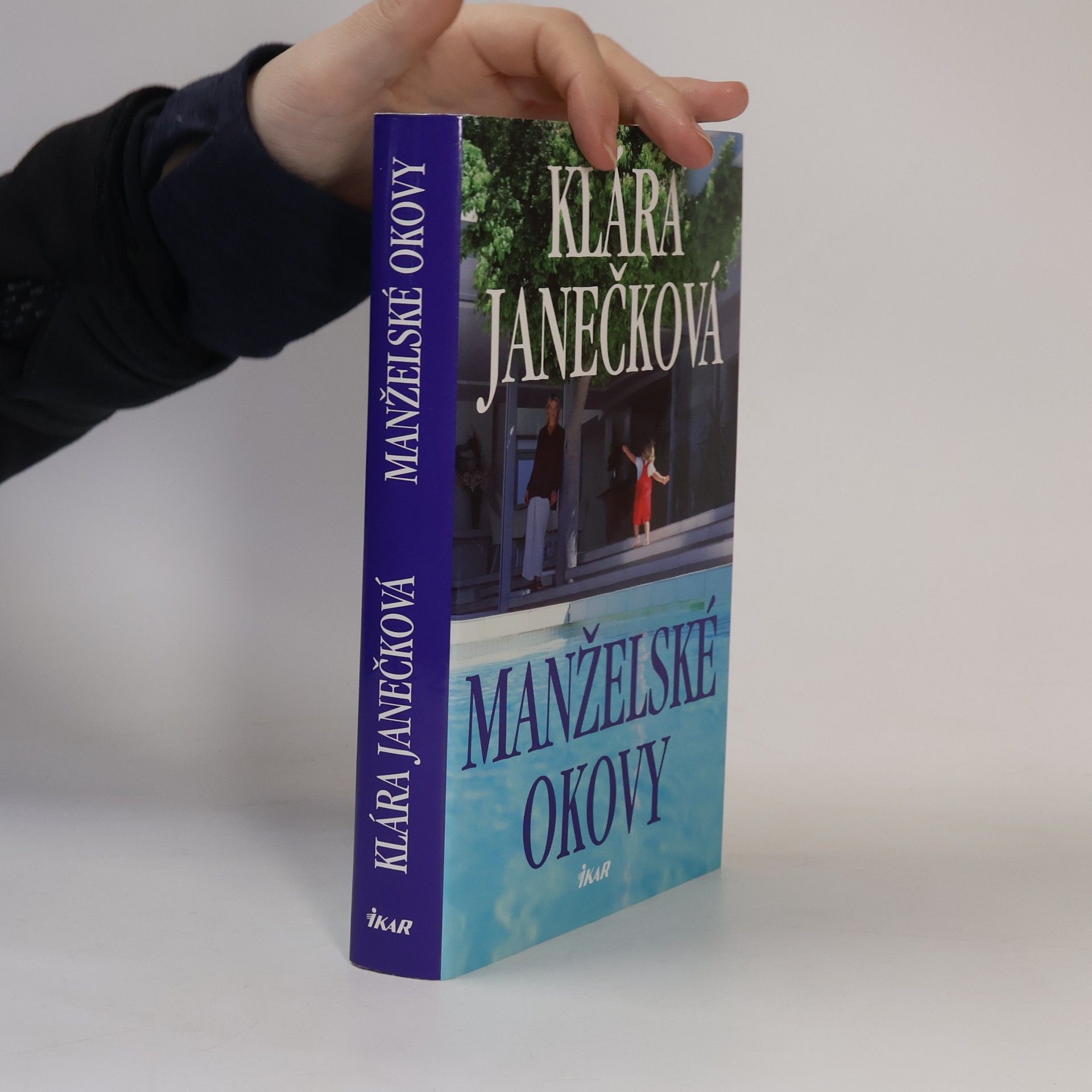 Klára Janečková Manželské okovy