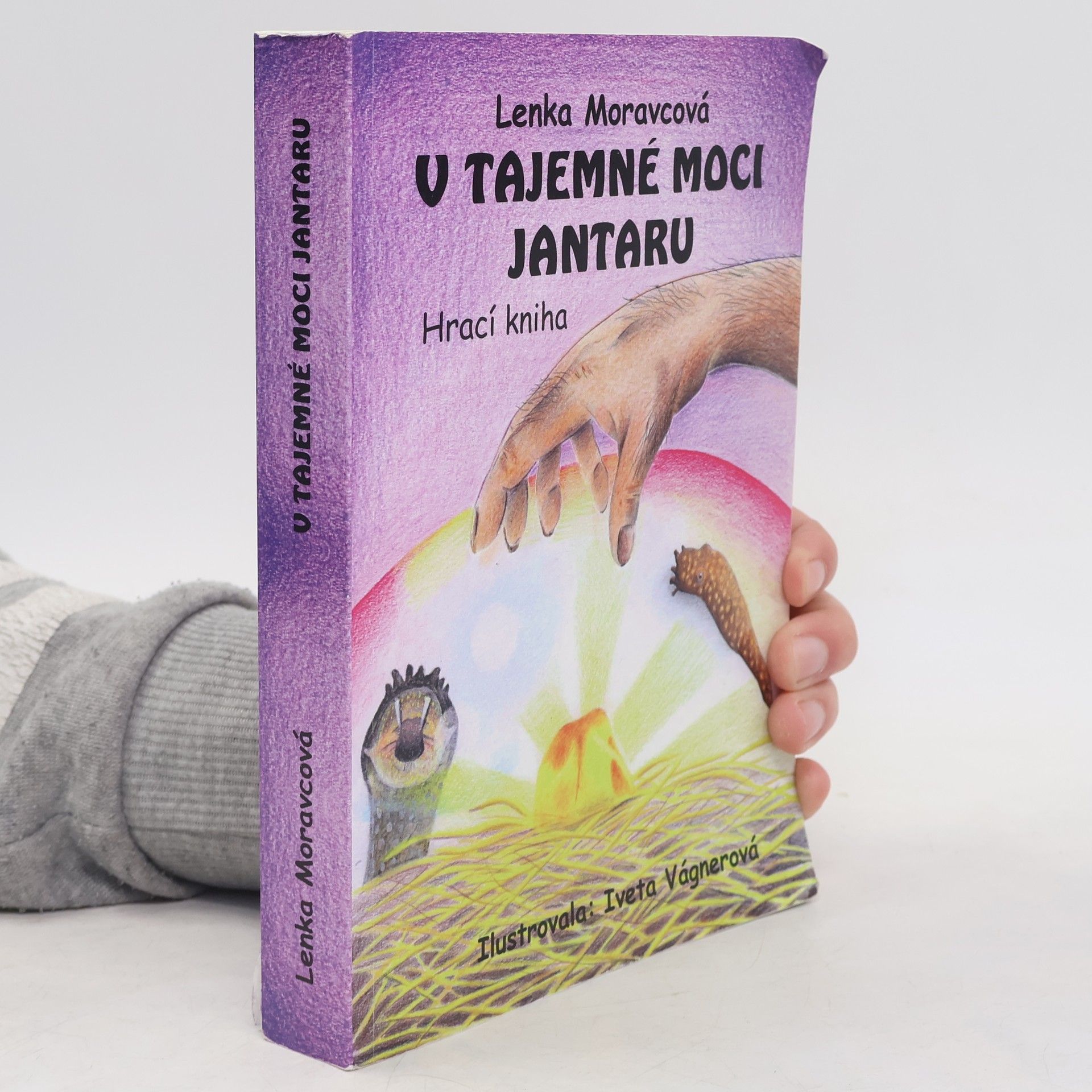 Lenka Moravcová V tajemné moci jantaru