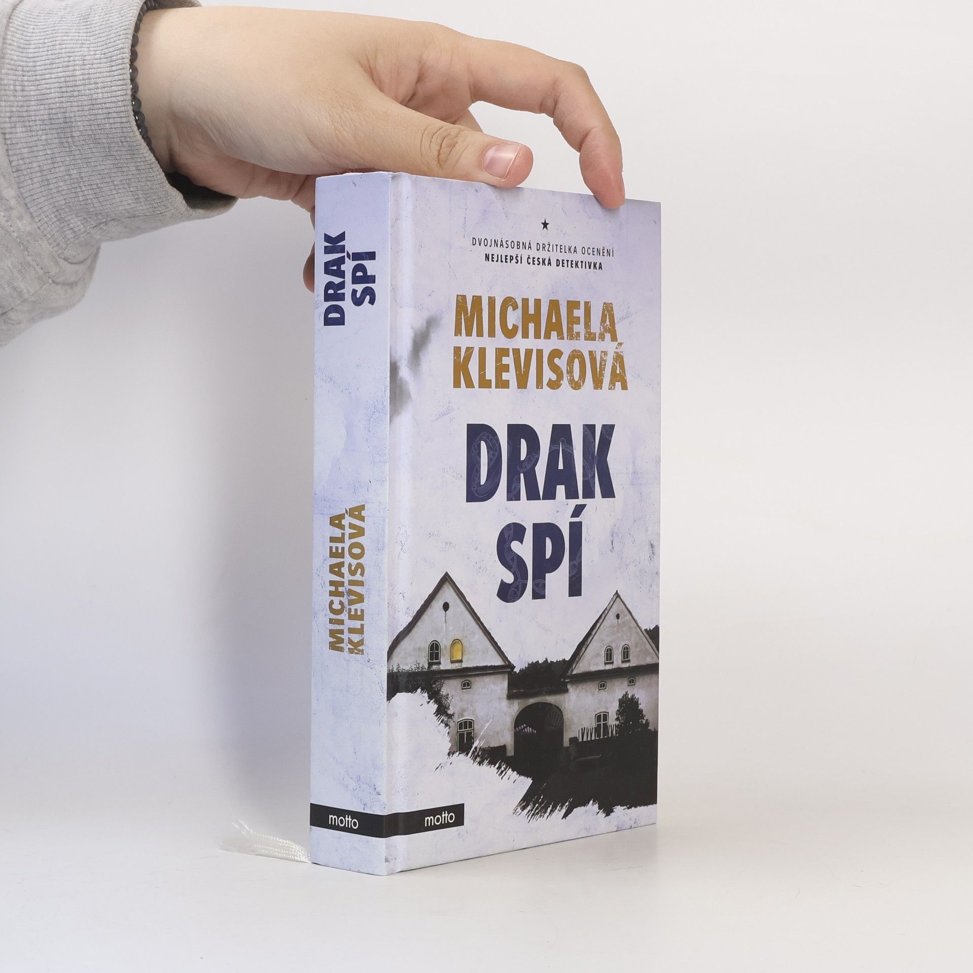 Michaela Klevisová Drak spí