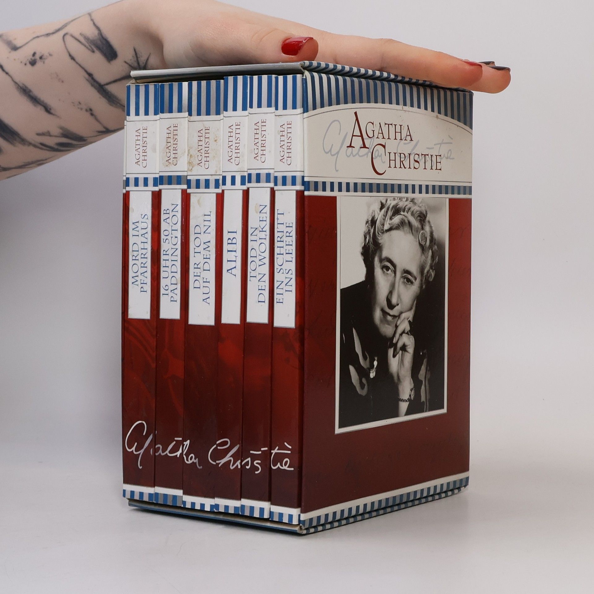 Agatha Christie Mord im Pfarrhaus. 16 Uhr 50 ab Paddington. Der Tod auf dem Nil. Alibi. Tod in den Wolken. Ein Schritt ins Leere