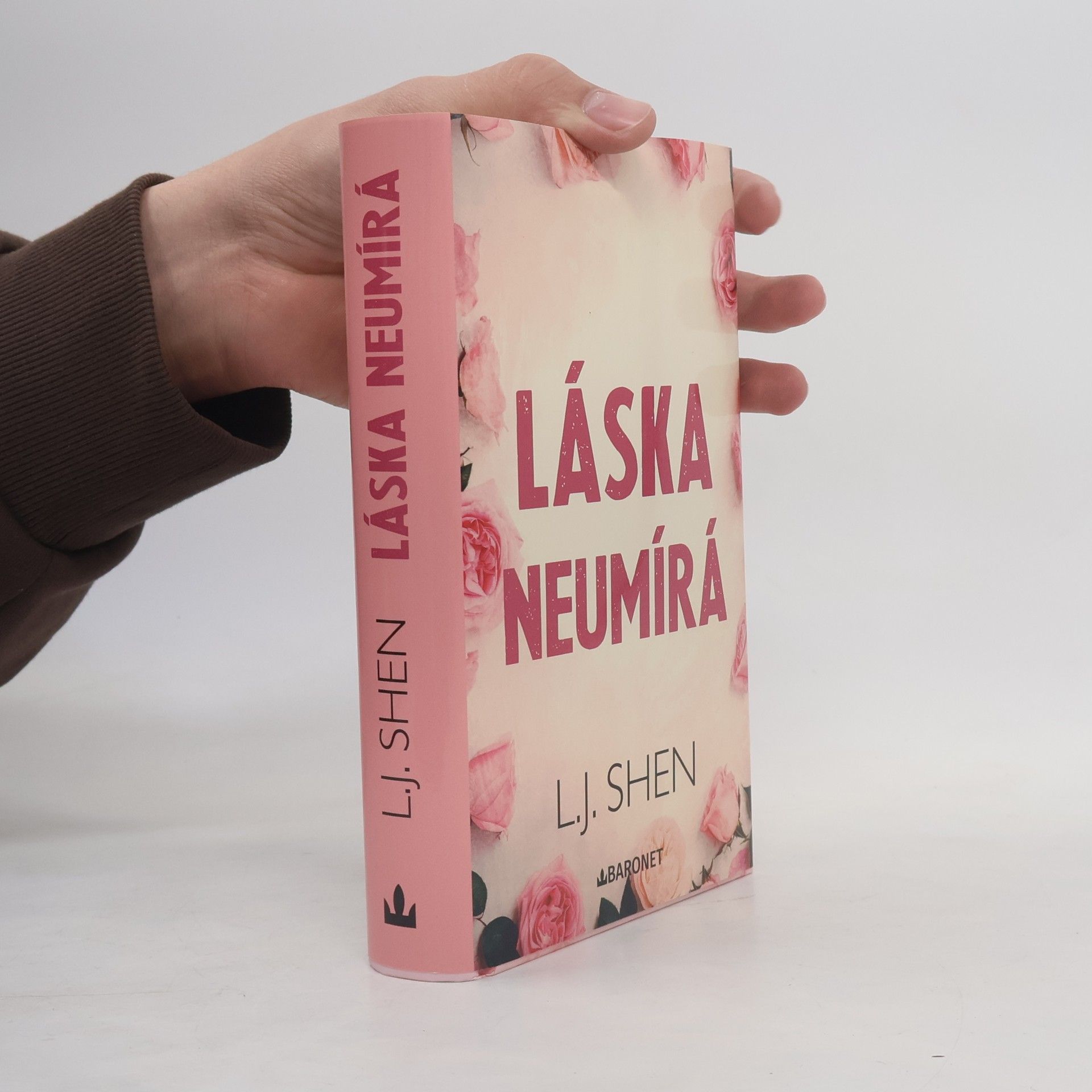 L. J. Shen Láska neumírá