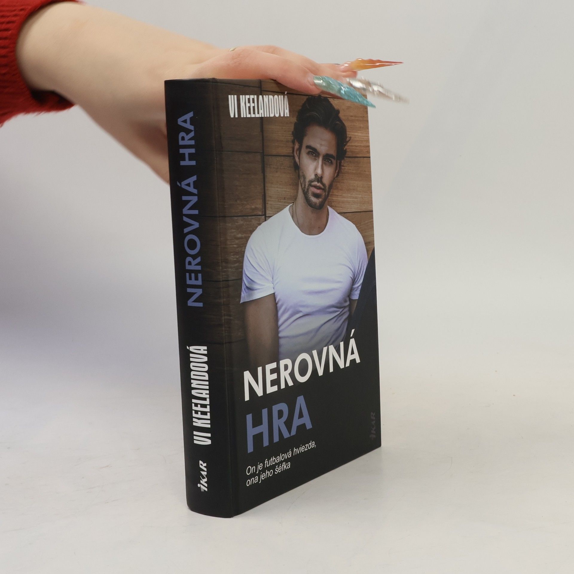 Vi Keeland Nerovná hra