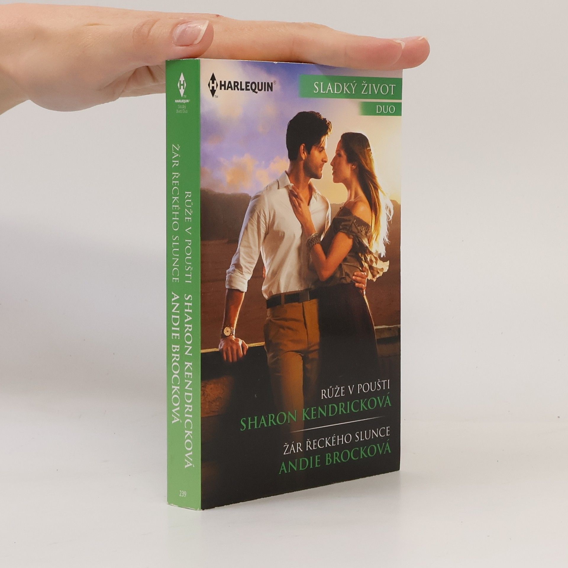 Andie Brock Růže v poušti / Žár řeckého slunce