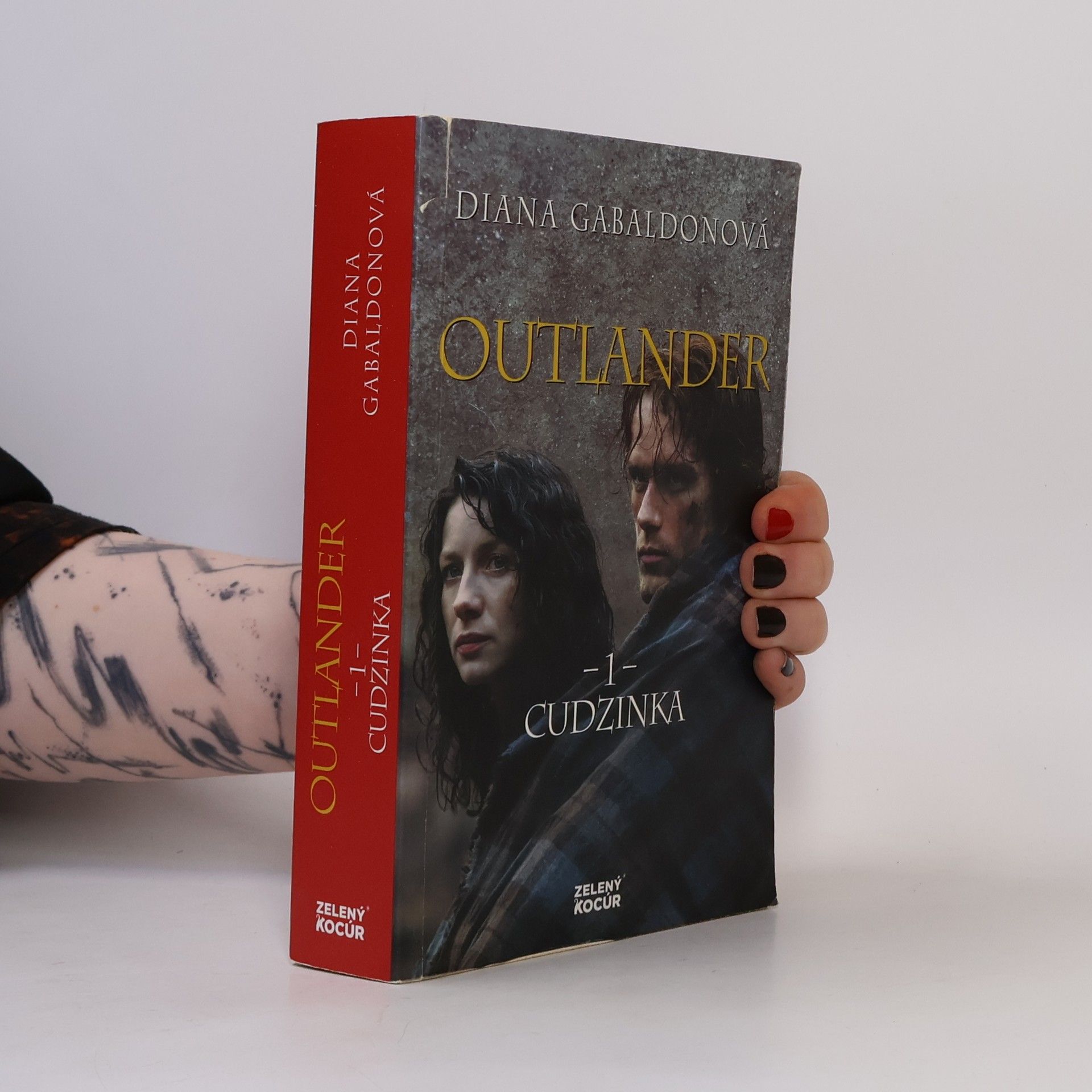 Diana Gabaldon Cudzinka