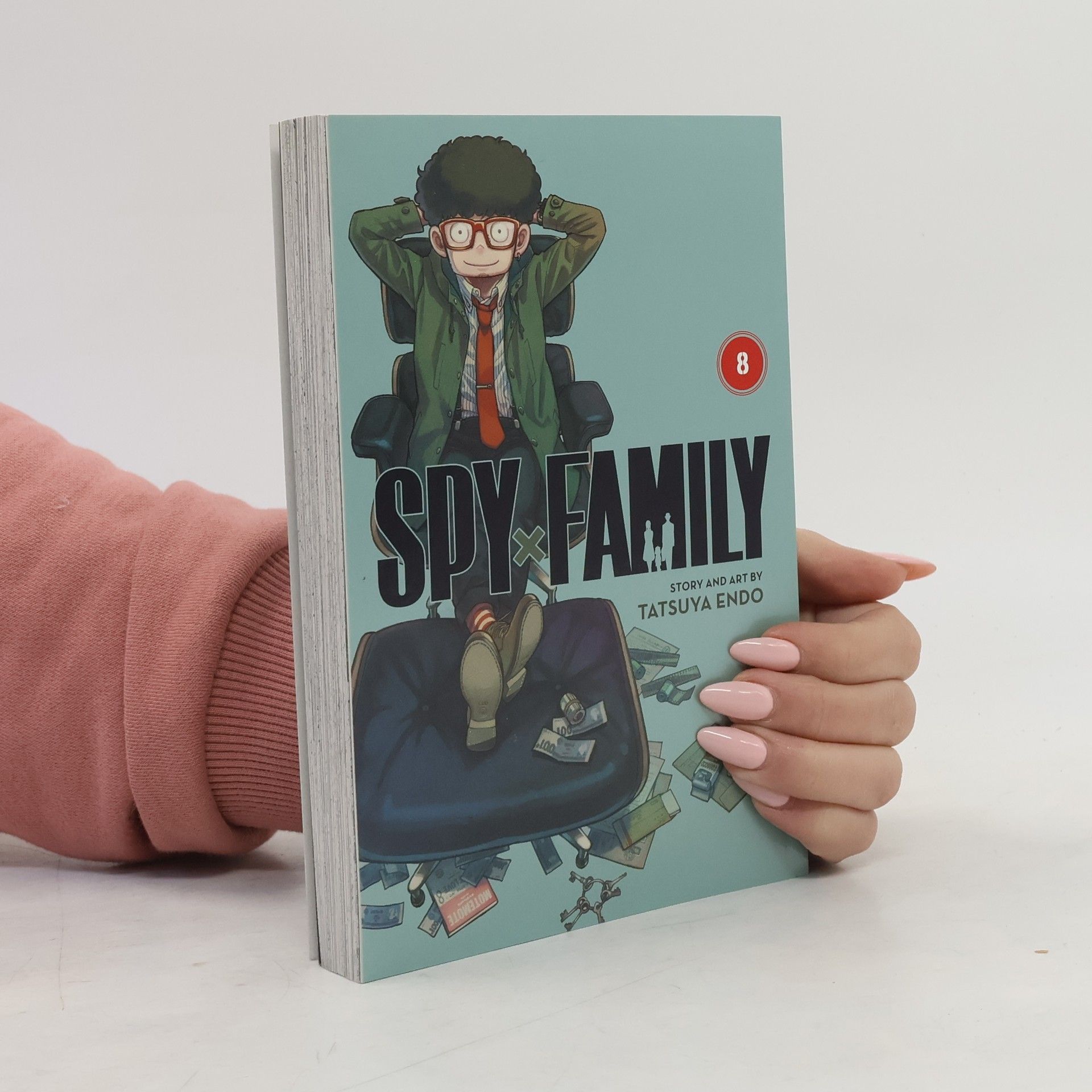 Spy x Family, Vol. 8