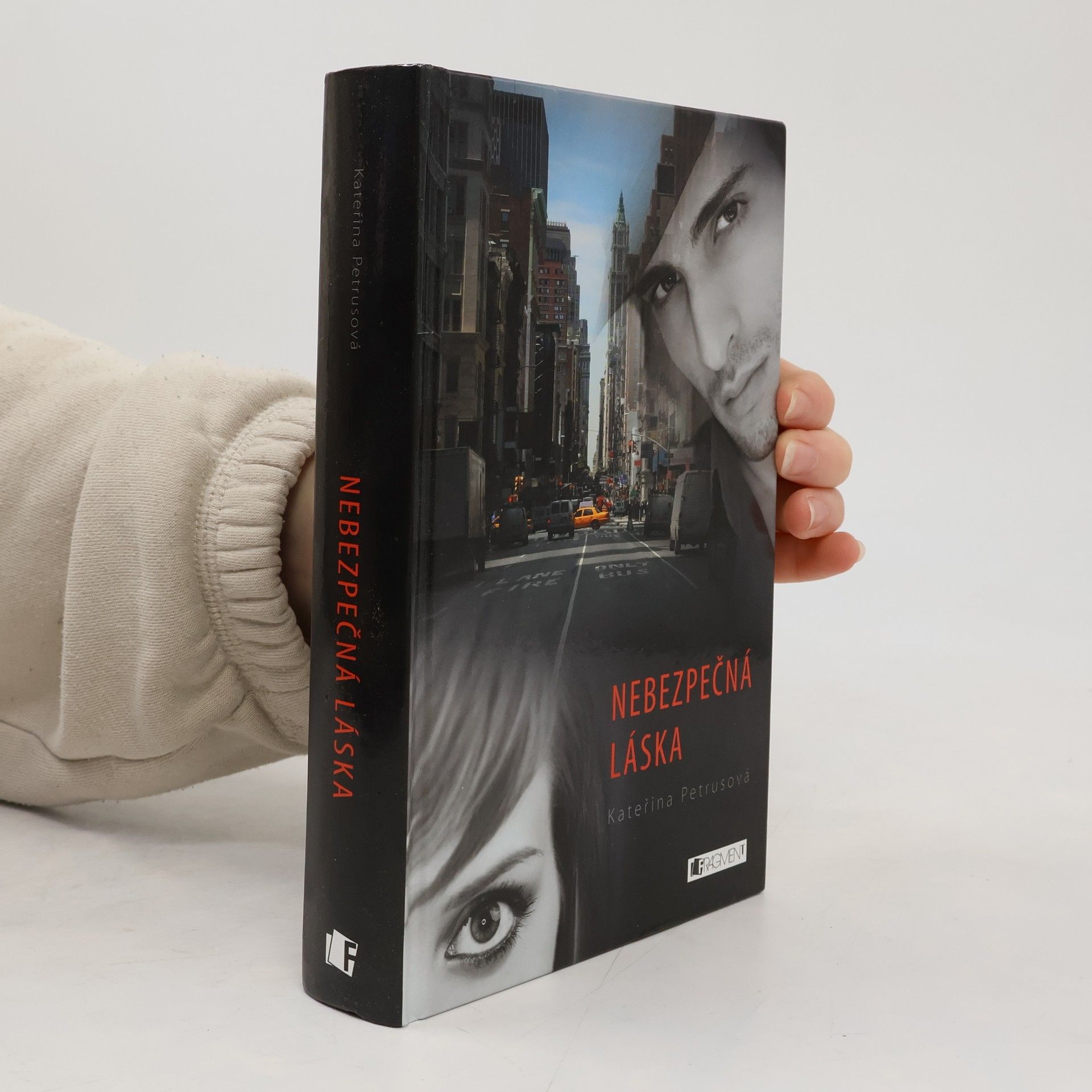 Nebezpečná láska (1. díl série Bavettovi)