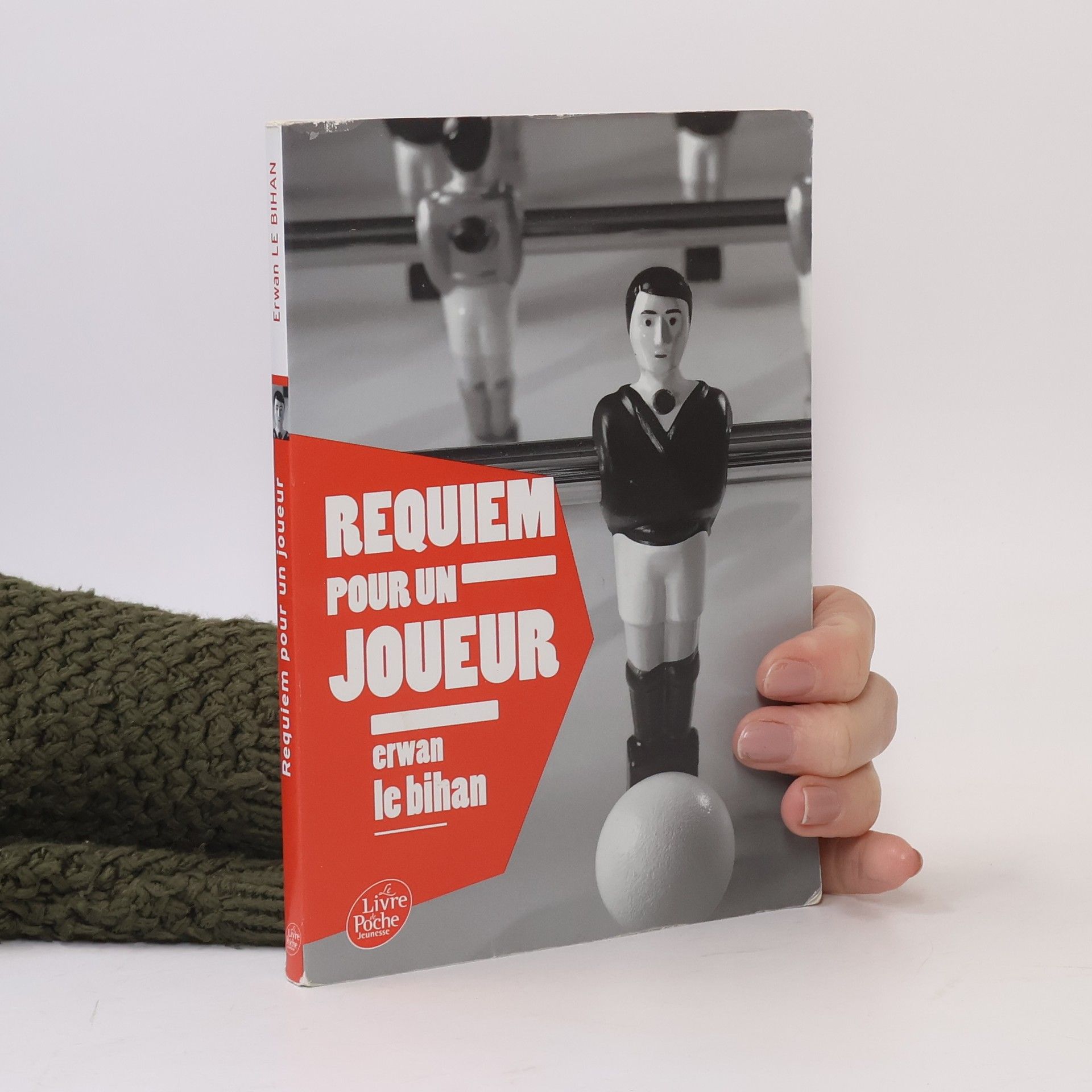 Le Livre de Poche Jeunesse: Requiem pour un joueur