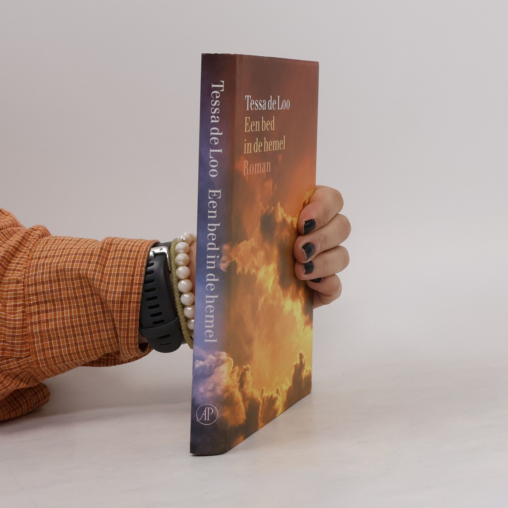 Tessa de Loo Een bed in de hemel