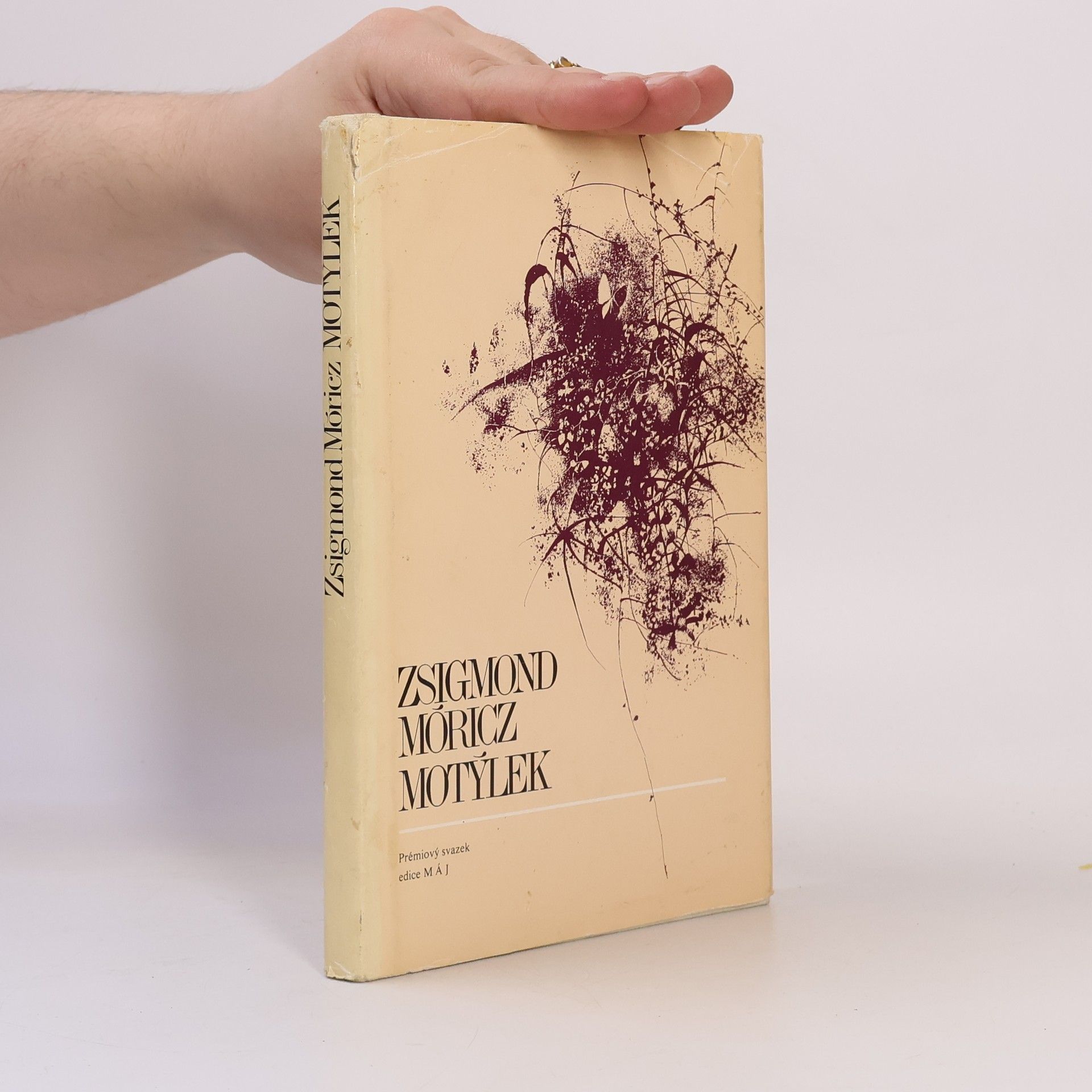 Zsigmond Móricz Motýlek