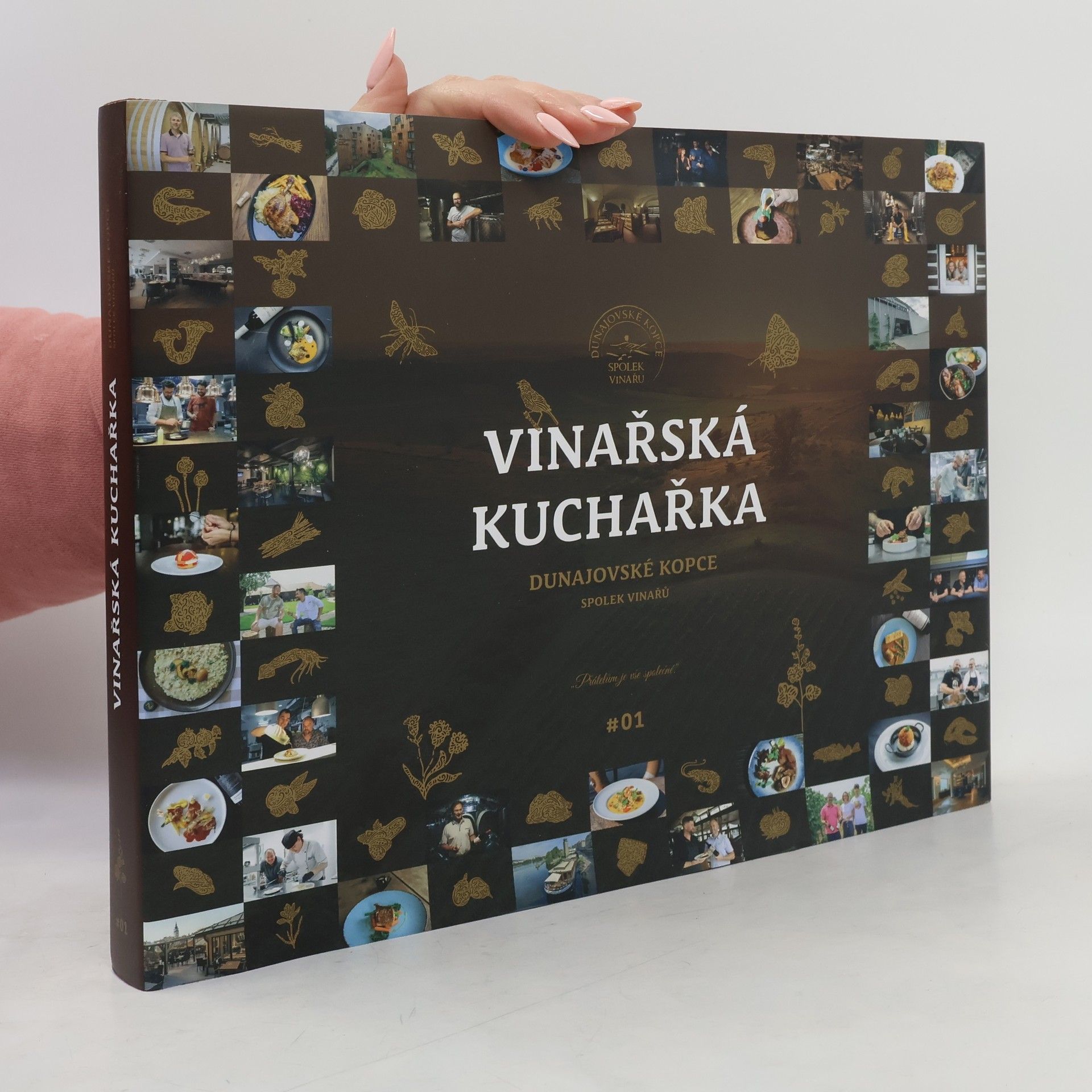 spolek vinařů Vinařská kuchařka 01 - Dunajovské kopce