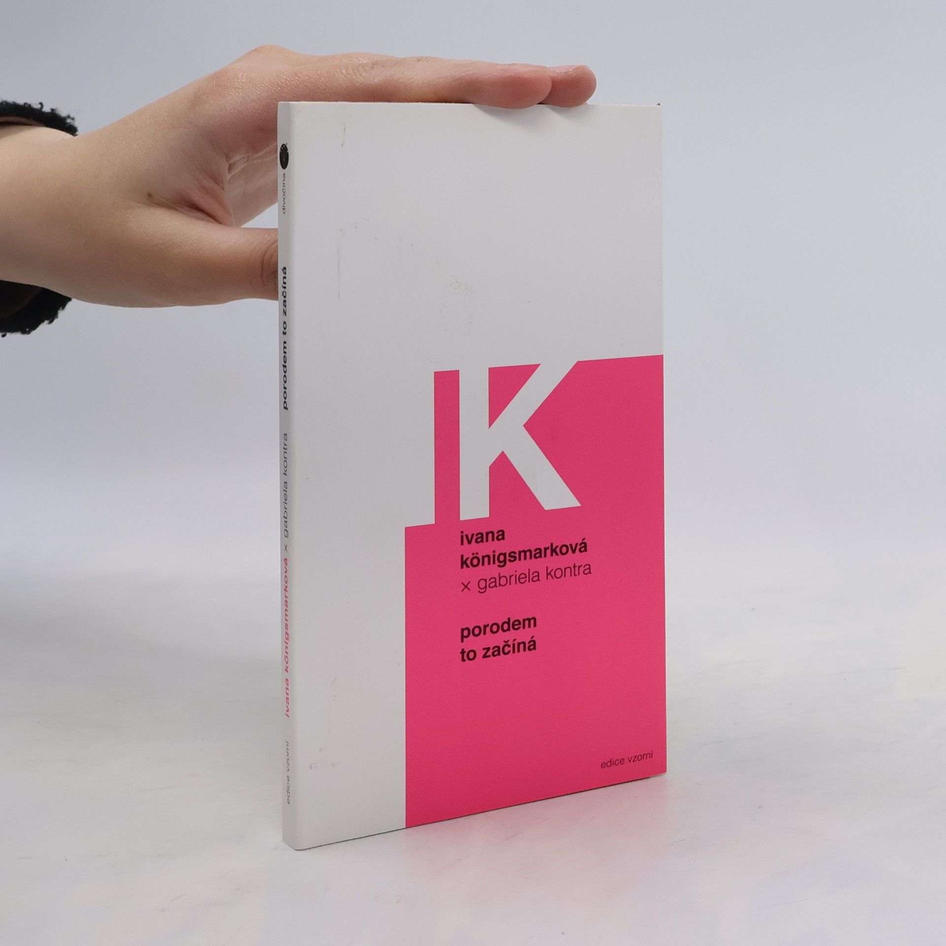 Porodem to začíná