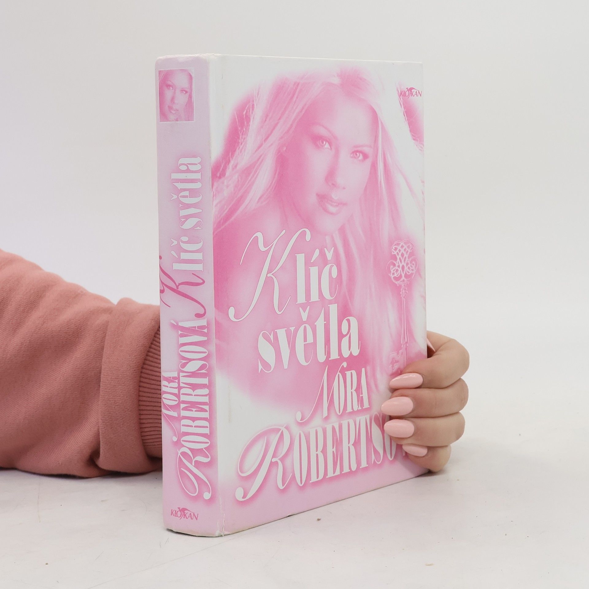 Nora Roberts Klíč světla