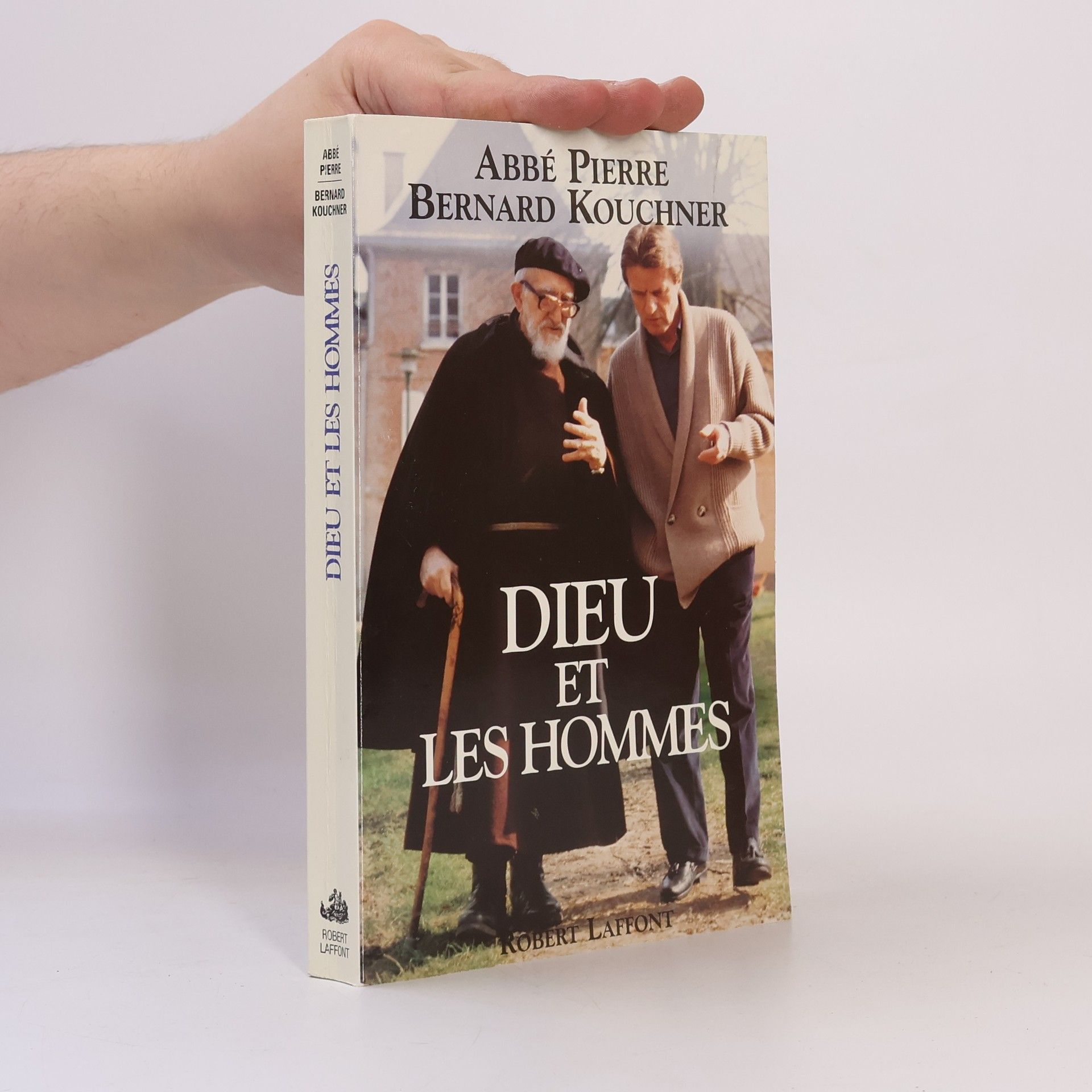 Bernard Kouchner Aider la vie: Dieu et les hommes