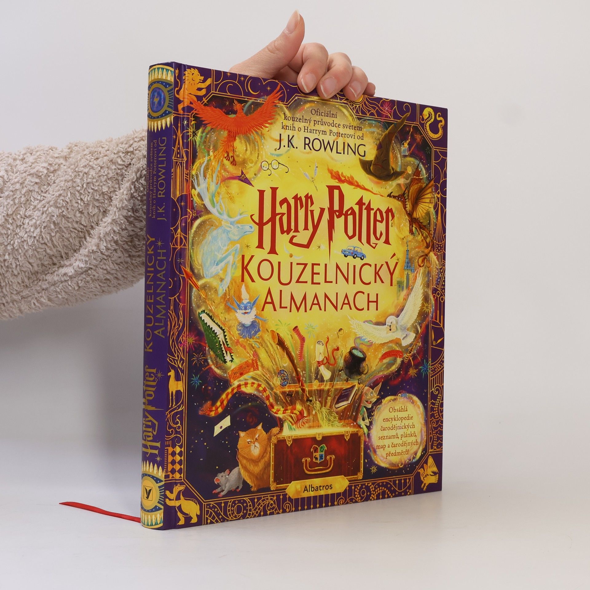 J. K. Rowling Harry Potter: Kouzelnický almanach