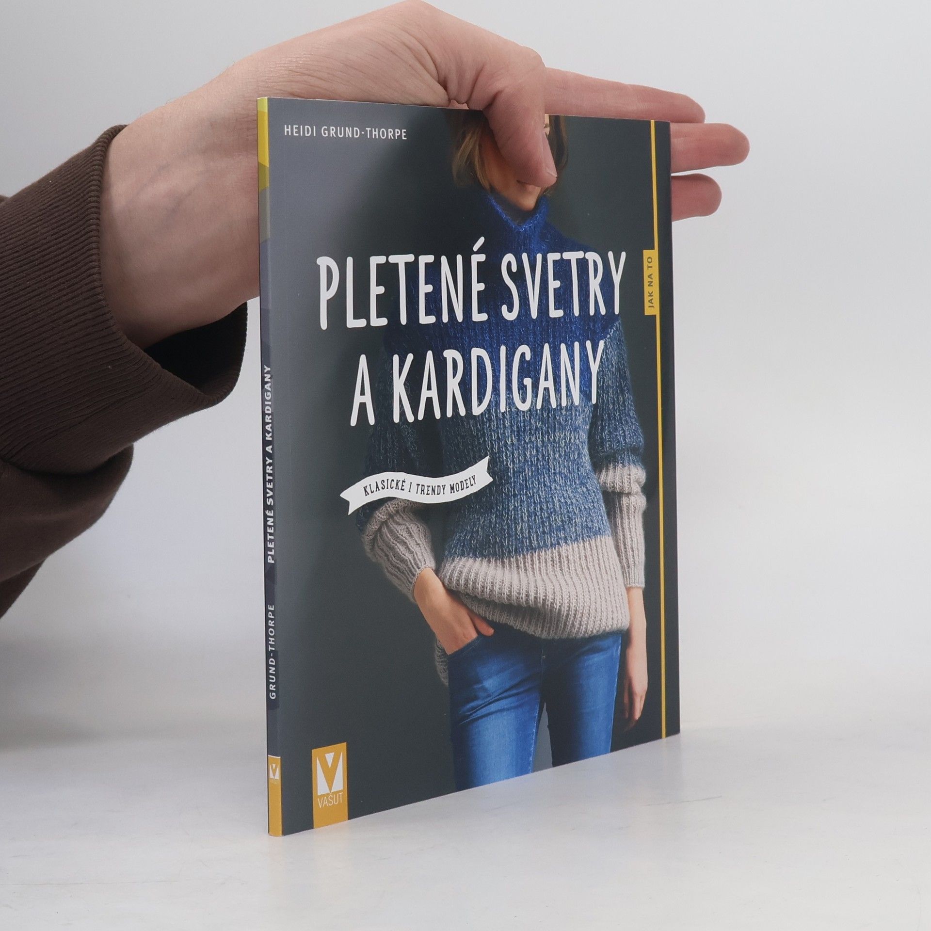 Heidi Grund Thorpe Pletené svetry a kardigany - Klasické i trendy modely