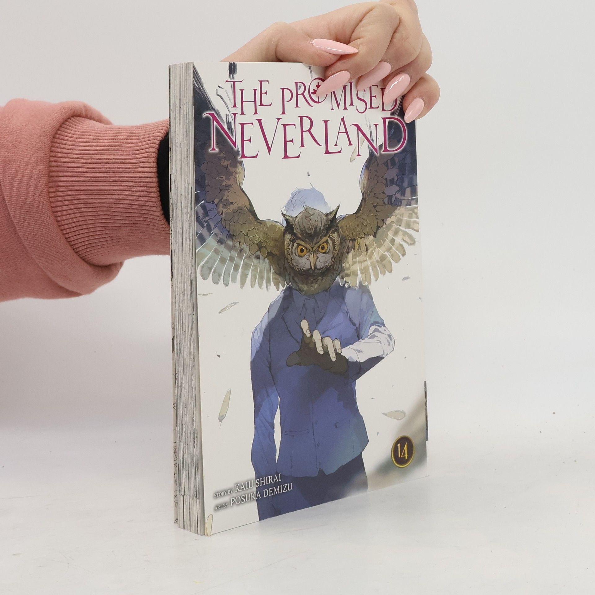 Kaiu Širai The Promised Neverland Vol 14