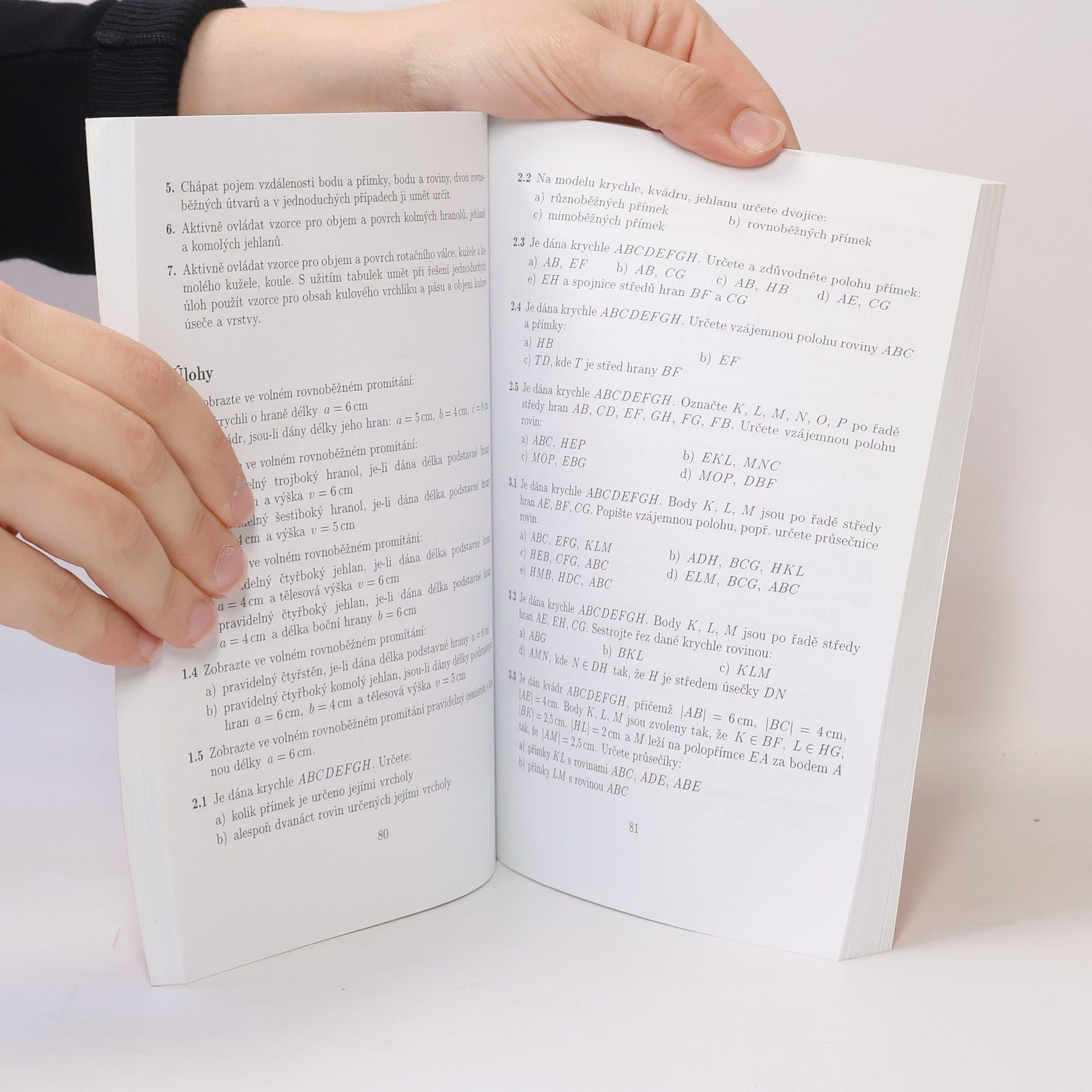 Various authors Sbírka úloh z matematiky pro střední školy. Maturitní minimum