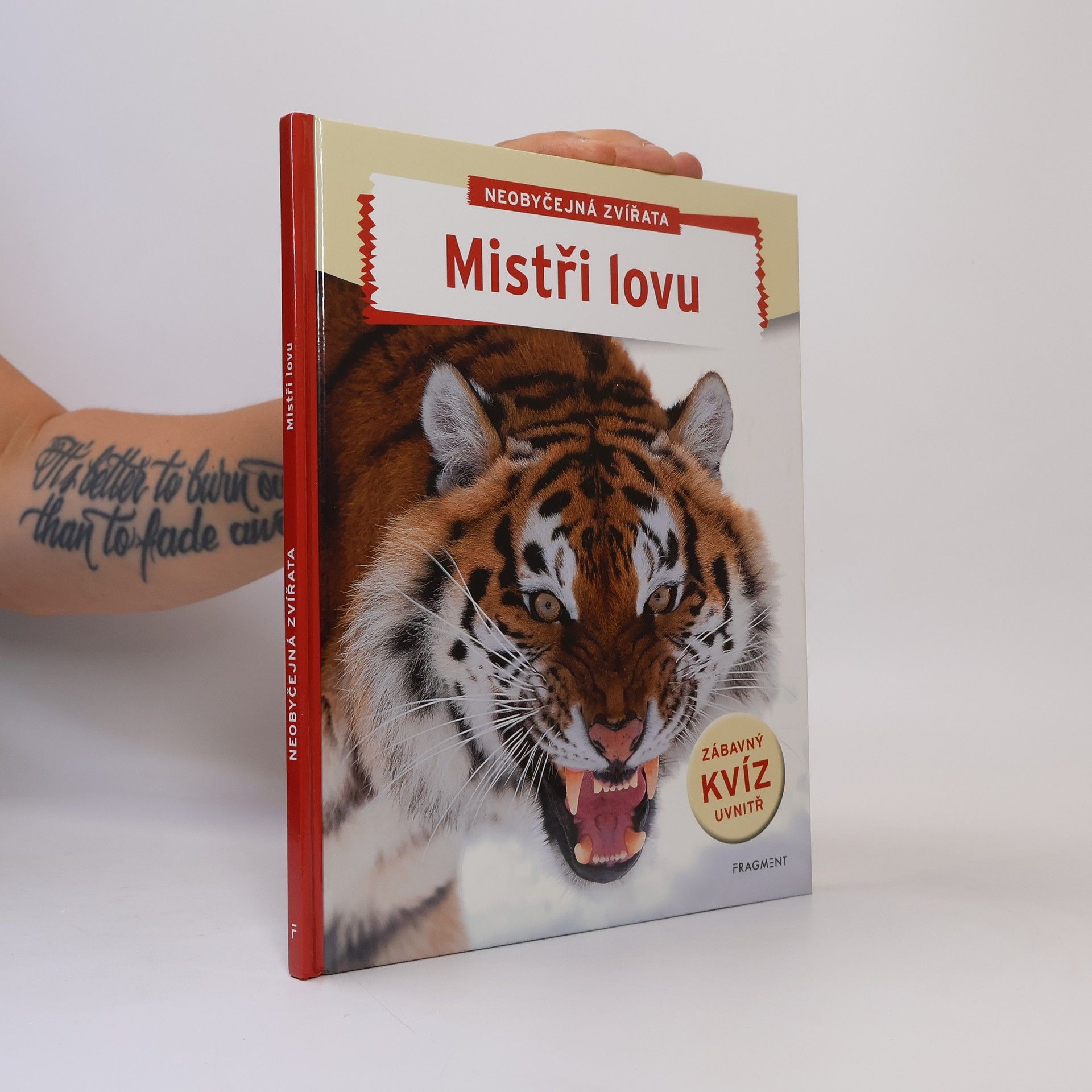 Kolektiv autorů Neobyčejná zvířata - Mistři lovu