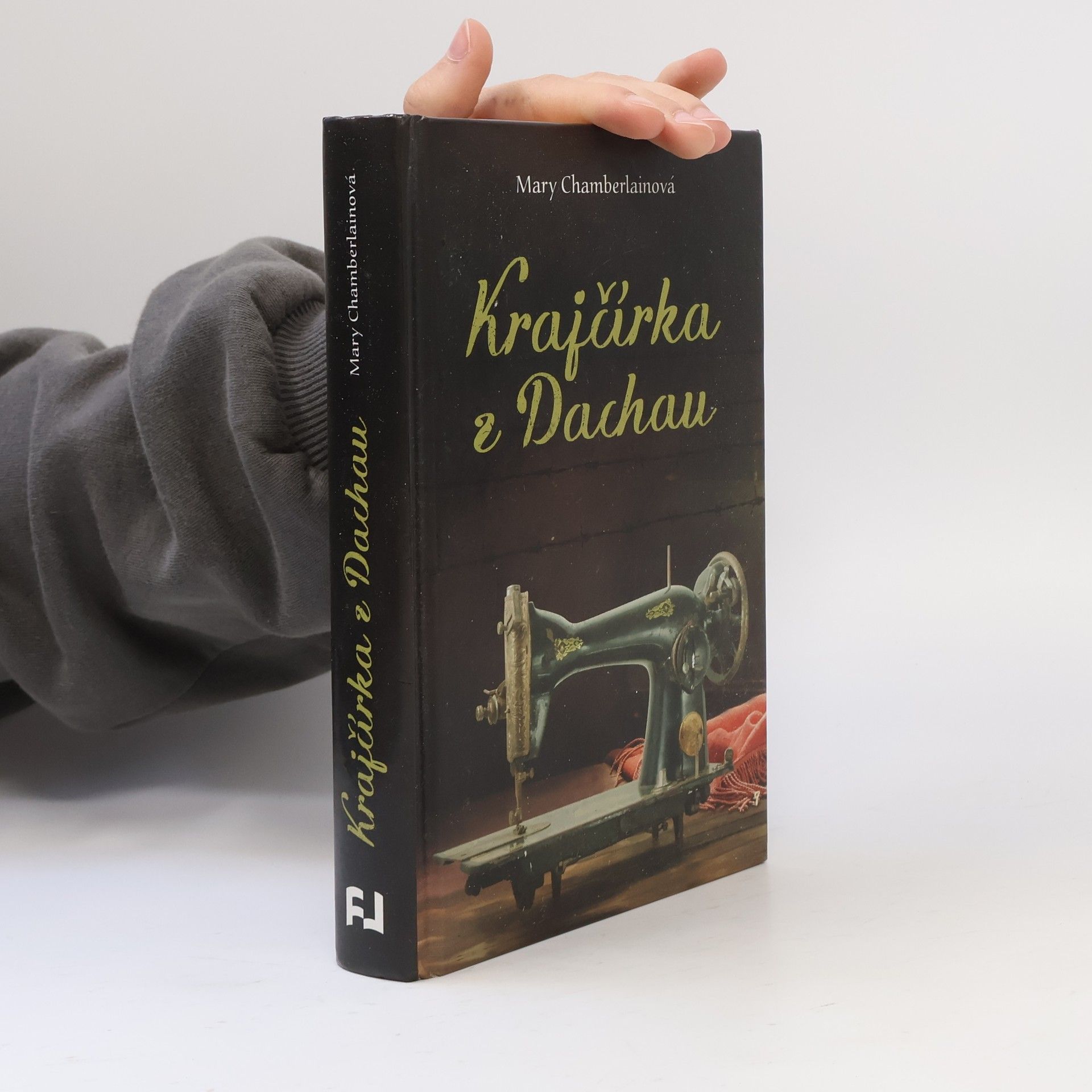 Mary Chamberlain Krajčírka z Dachau