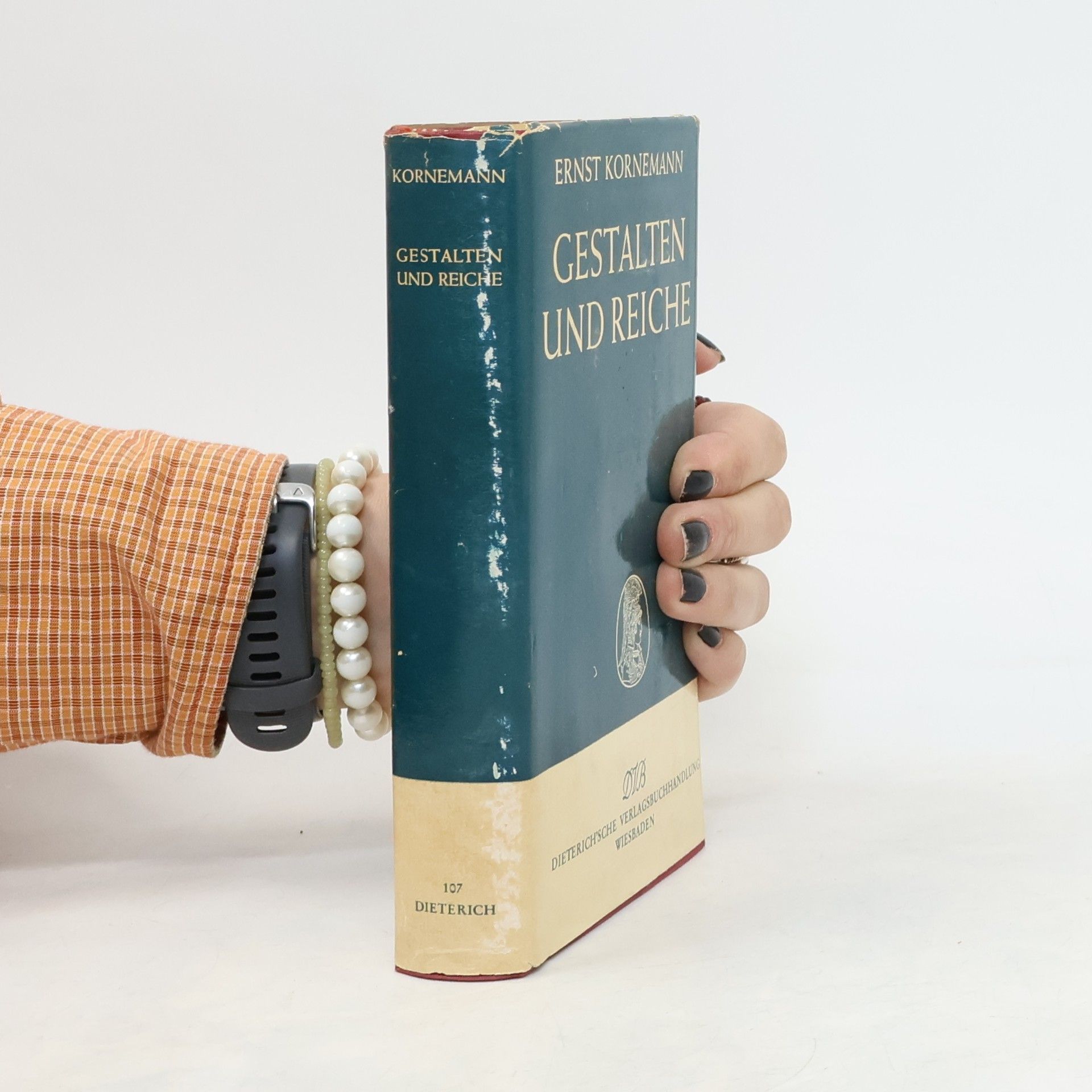 Gestalten und Reiche