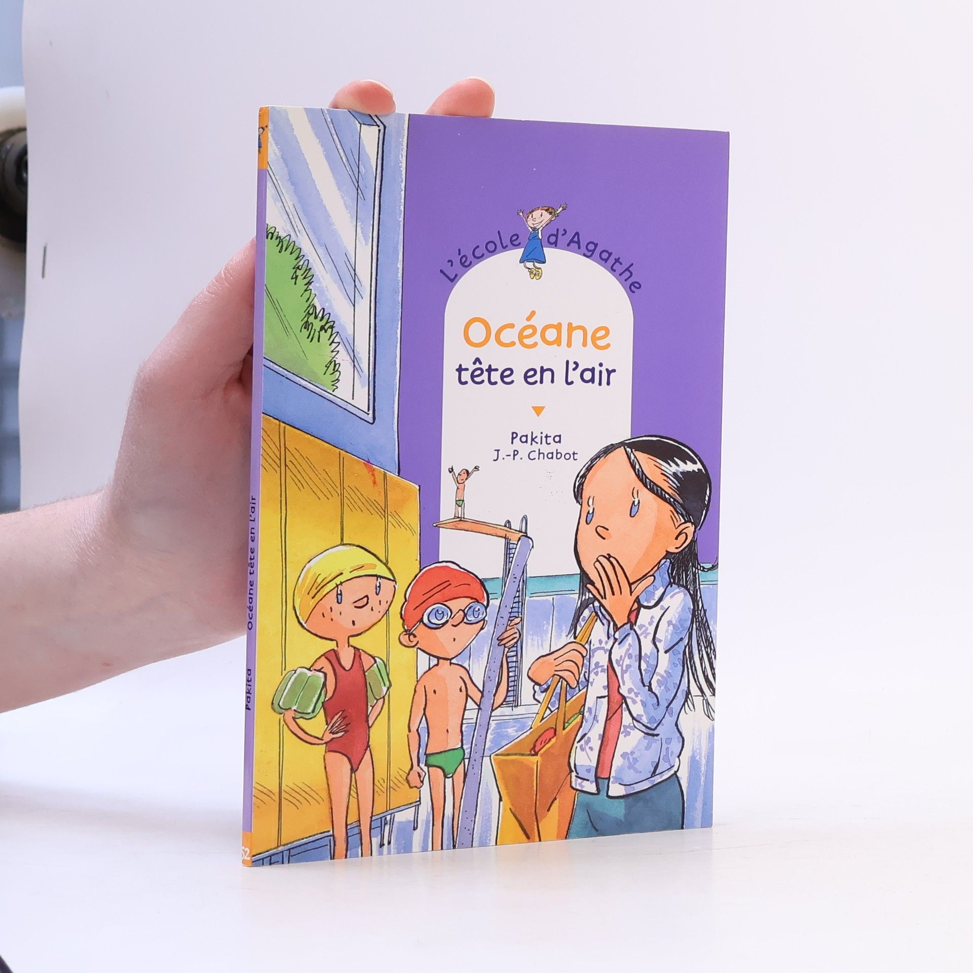 L'école d'Agathe: Océane tête en l'air