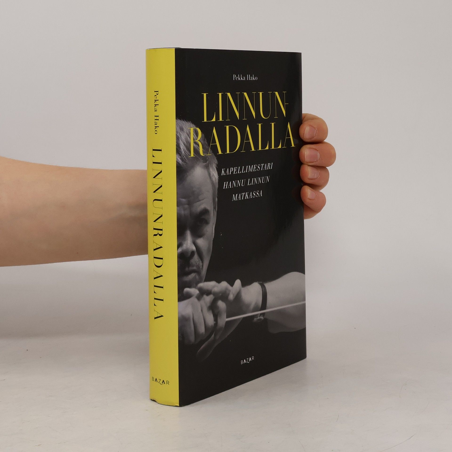 Pekka Hako Linnunradalla – Kapellimestari Hannu Linnun matkassa