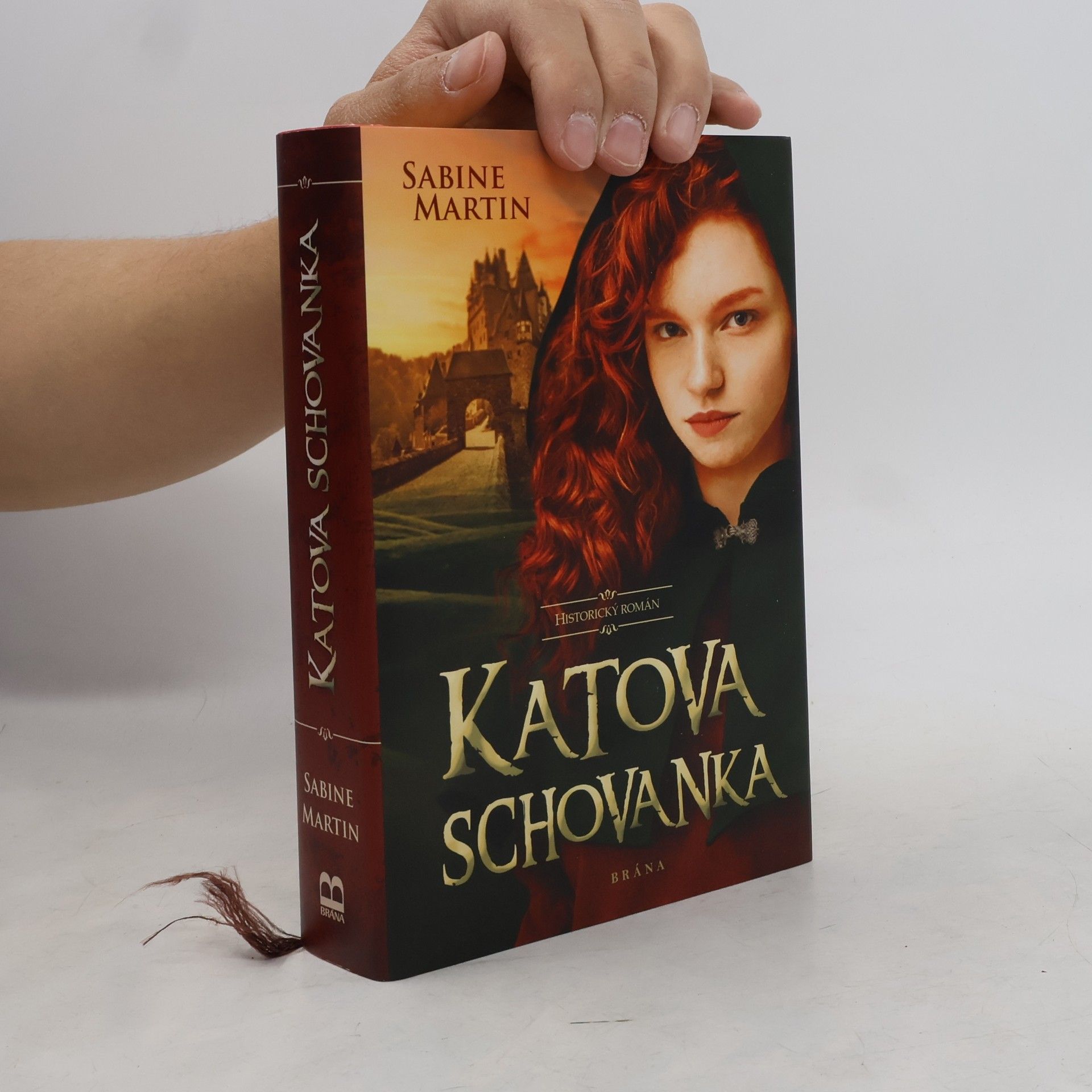 Sabine Martin Katova schovanka
