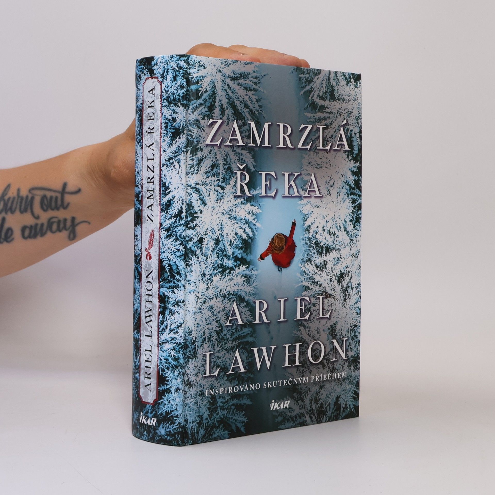 Ariel Lawhon Zamrzlá řeka