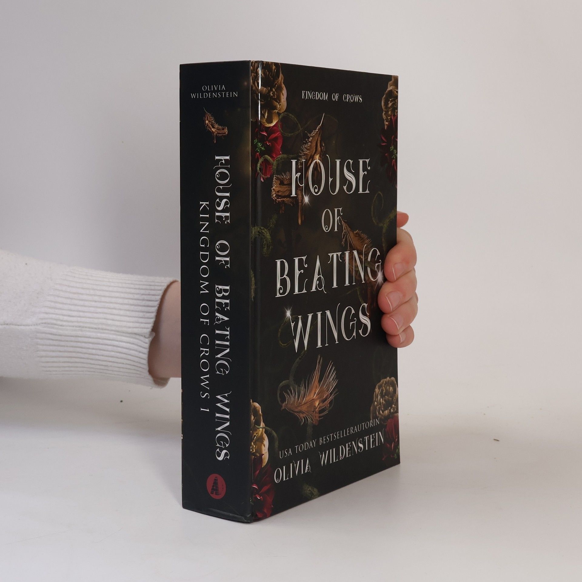Olivia Wildenstein House of beating wings