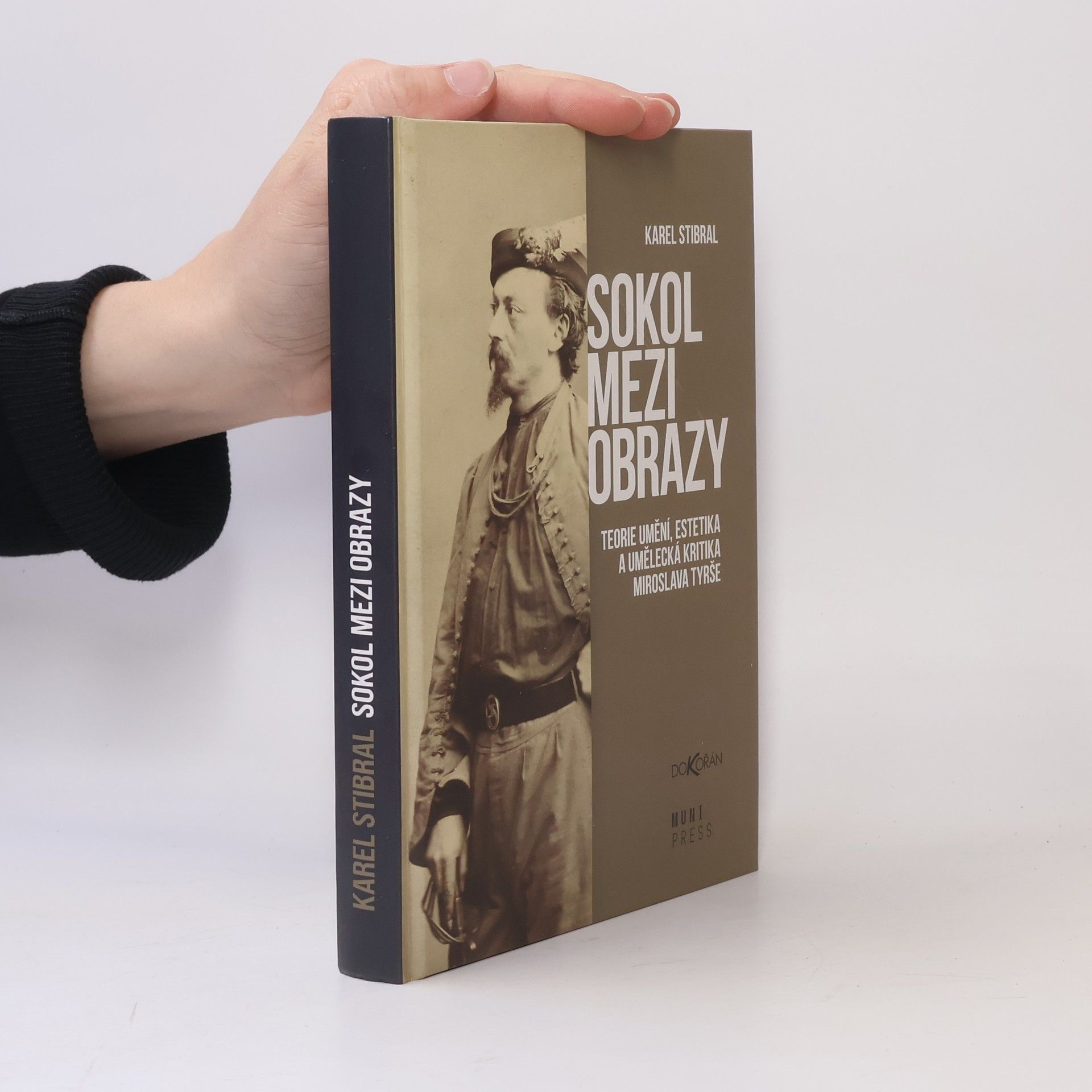 Karel Stibral Sokol mezi obrazy