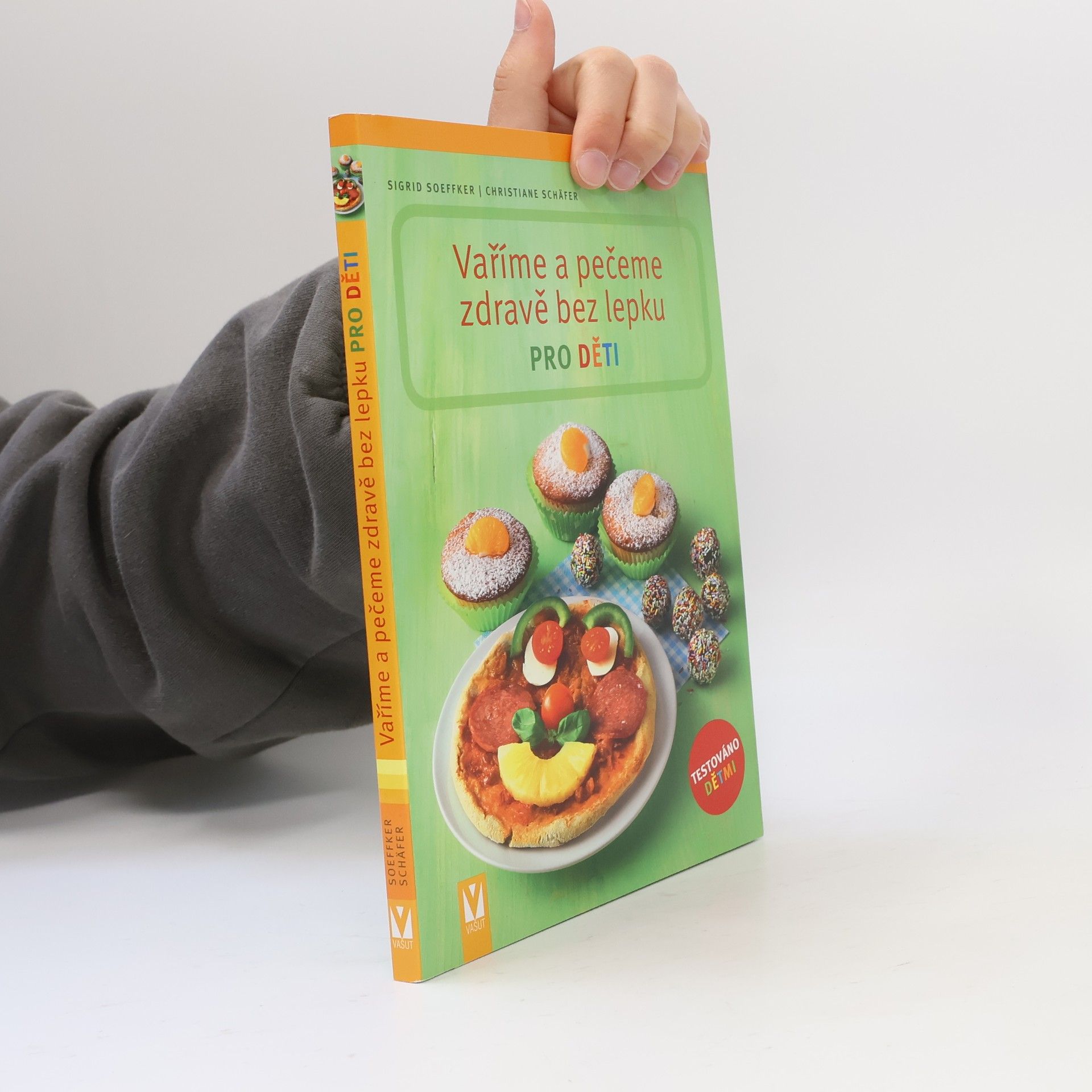 Sigrid Soeffker Vaříme a pečeme zdravě bez lepku pro děti