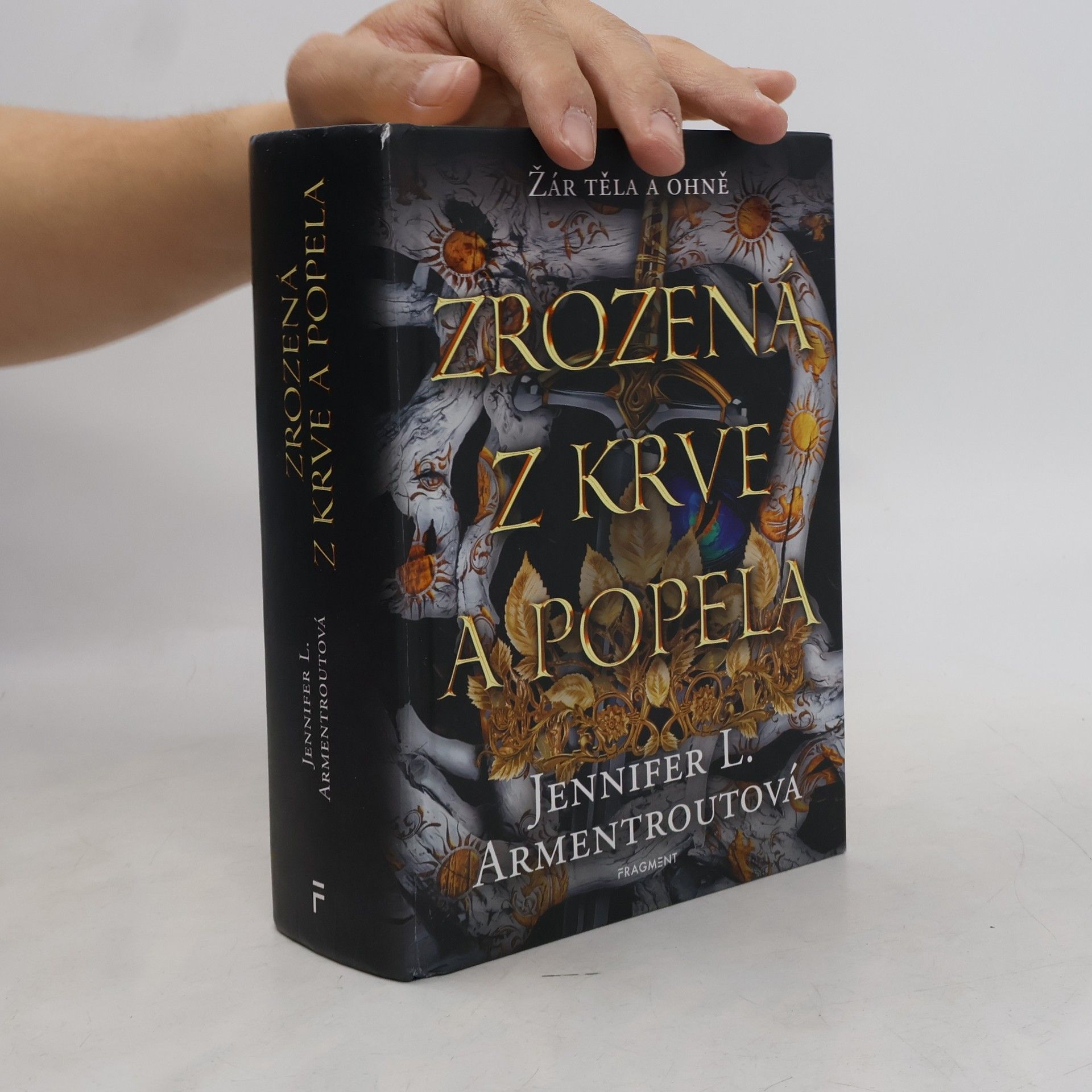 Jennifer L. Armentrout Pád zkázy a hněvu
