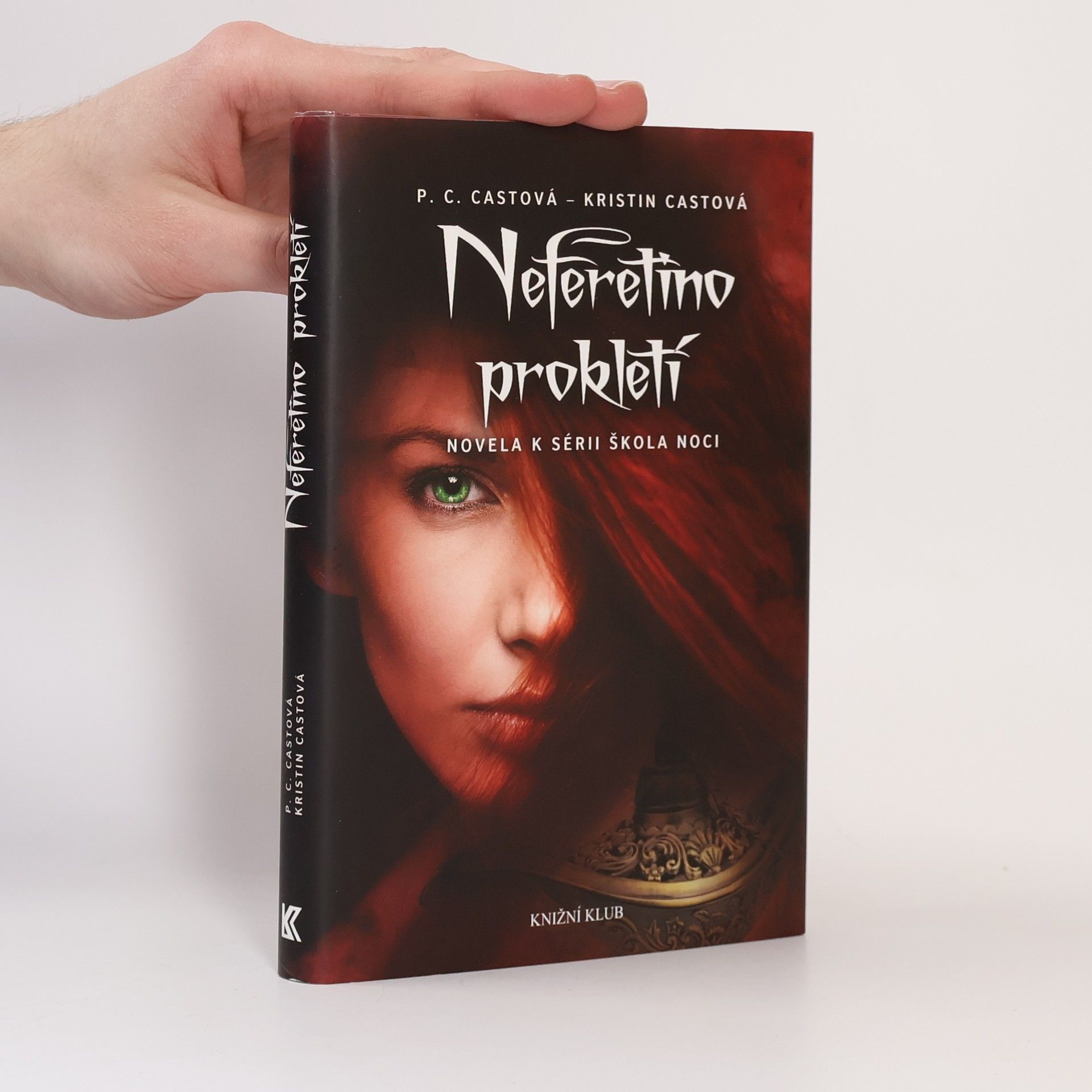 Phyllis Christine Cast Neferetino prokletí. Škola noci 3