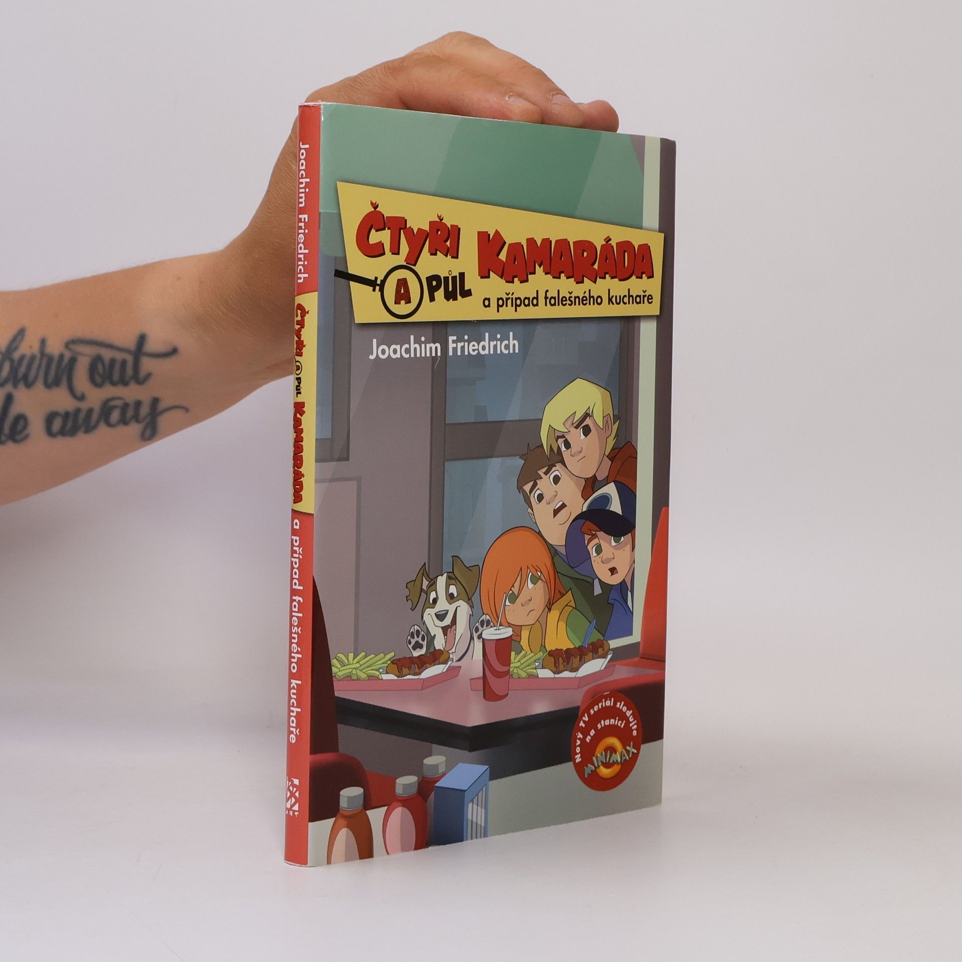Joachim-Friedrich Kapp Čtyři a půl kamaráda a případ falešného kuchaře