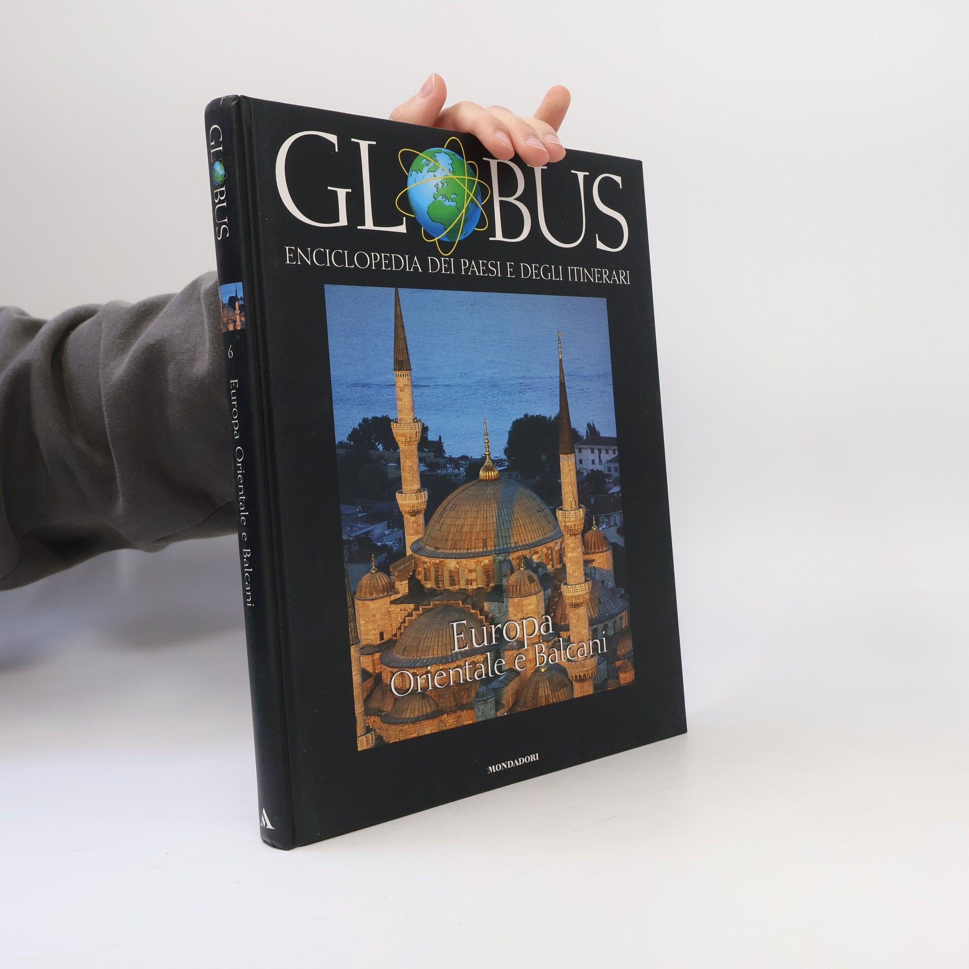 Kolektív autorov Globus. Europa, Orientale e Balcani