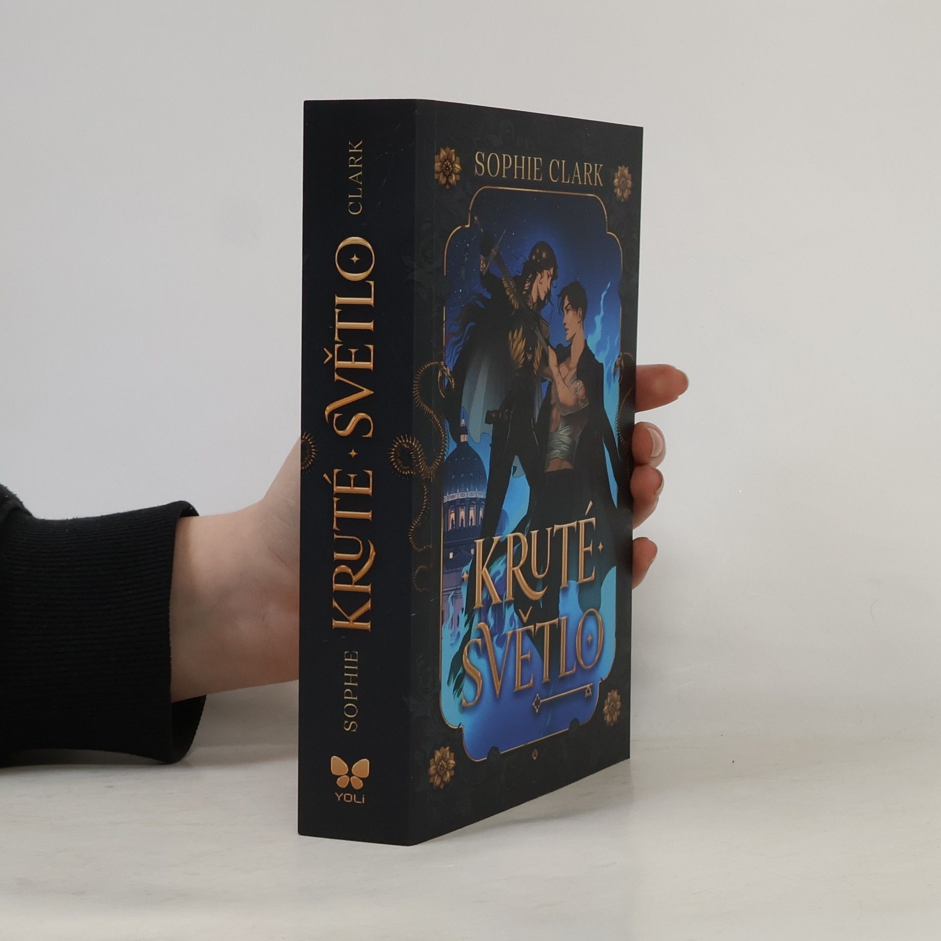 Magdaléna Farnesi Stárková Kruté světlo