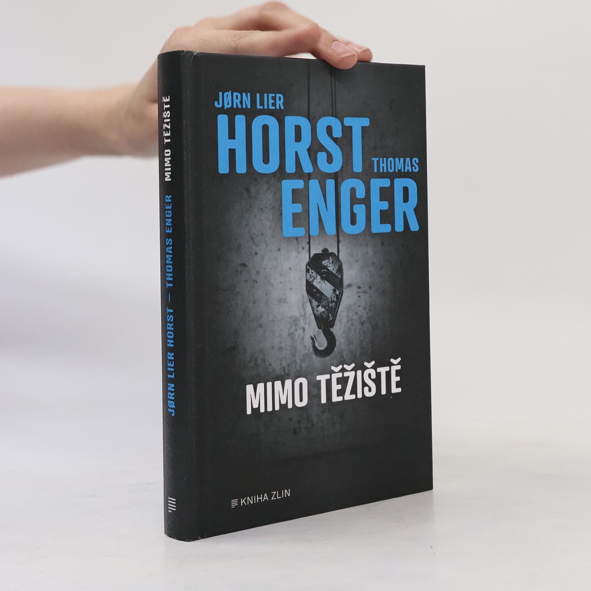 Jørn Lier Horst Mimo těžiště