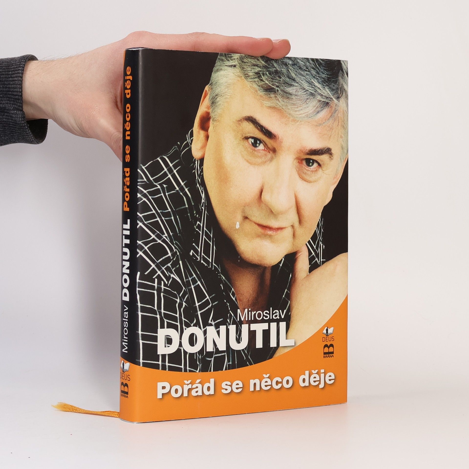 Miroslav Donutil Pořád se něco děje