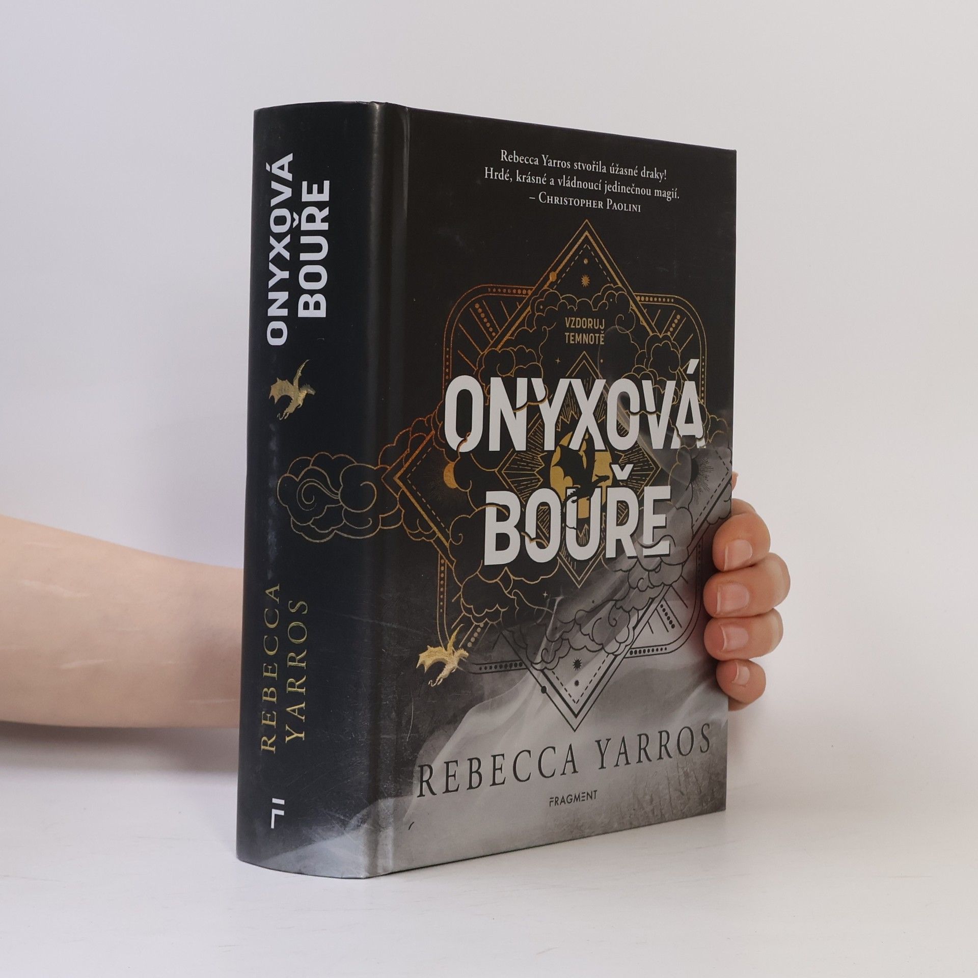 Rebecca Yarros Onyxová bouře