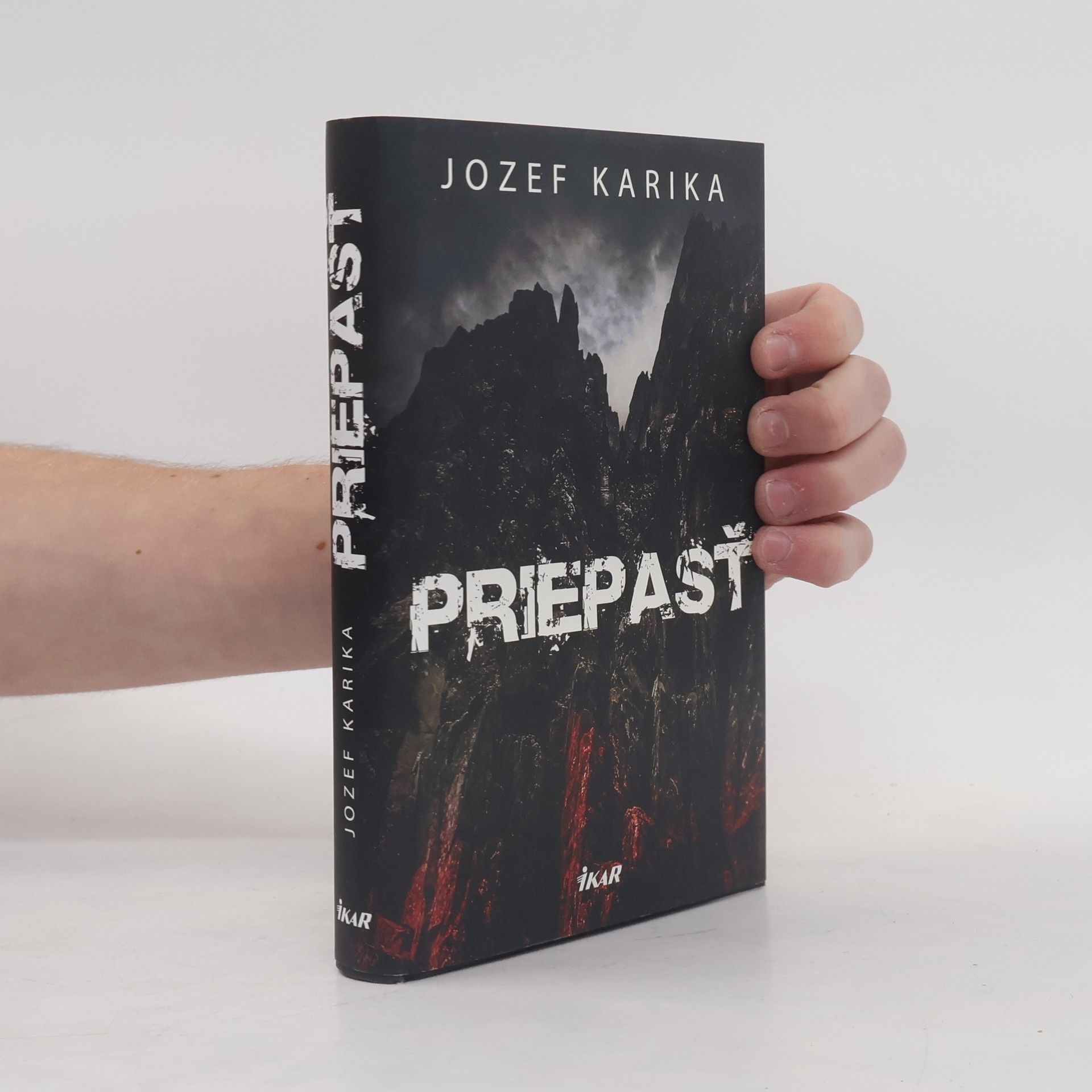 Jozef Karika Priepasť