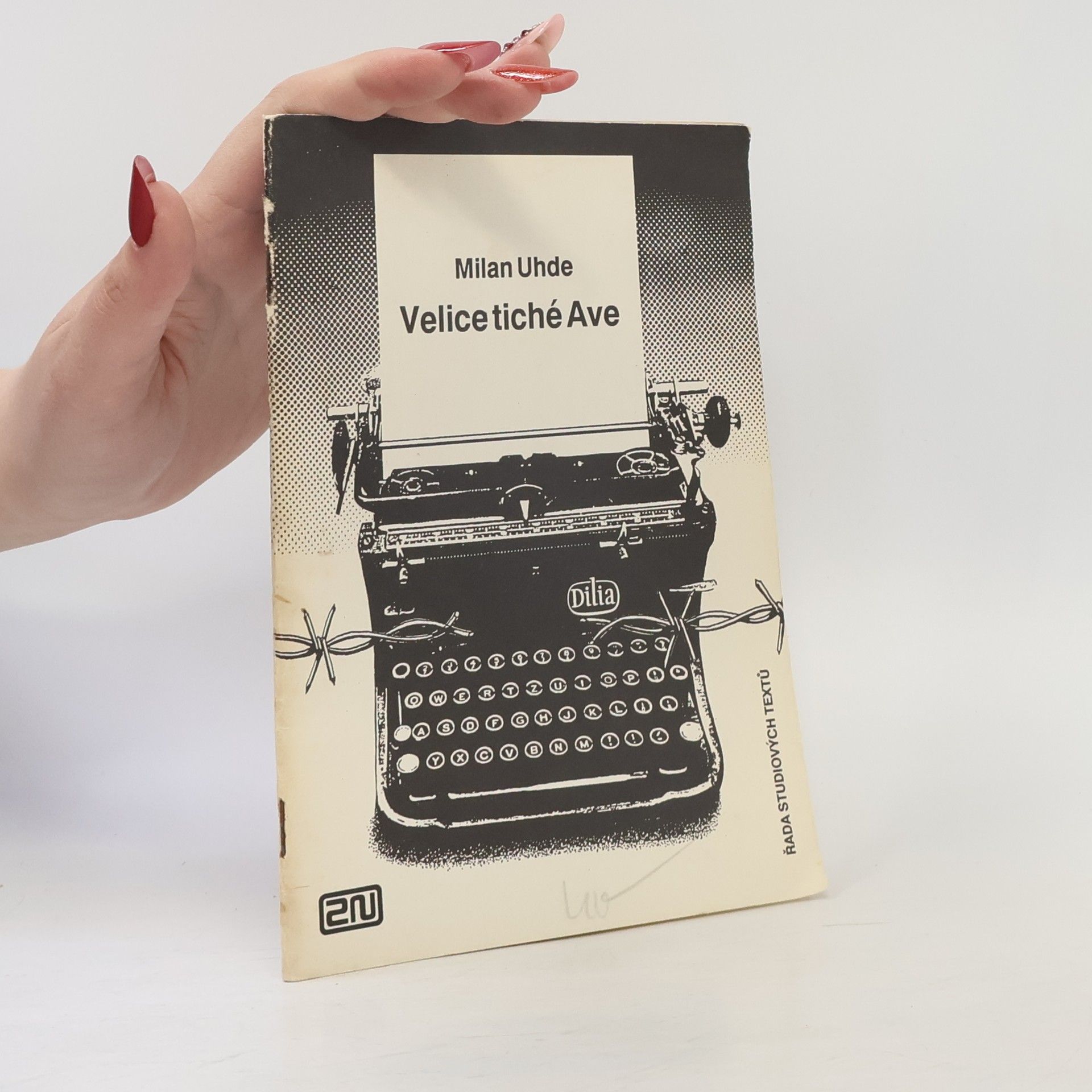 Milan Uhde Velice tiché Ave: Rozhlasová hra