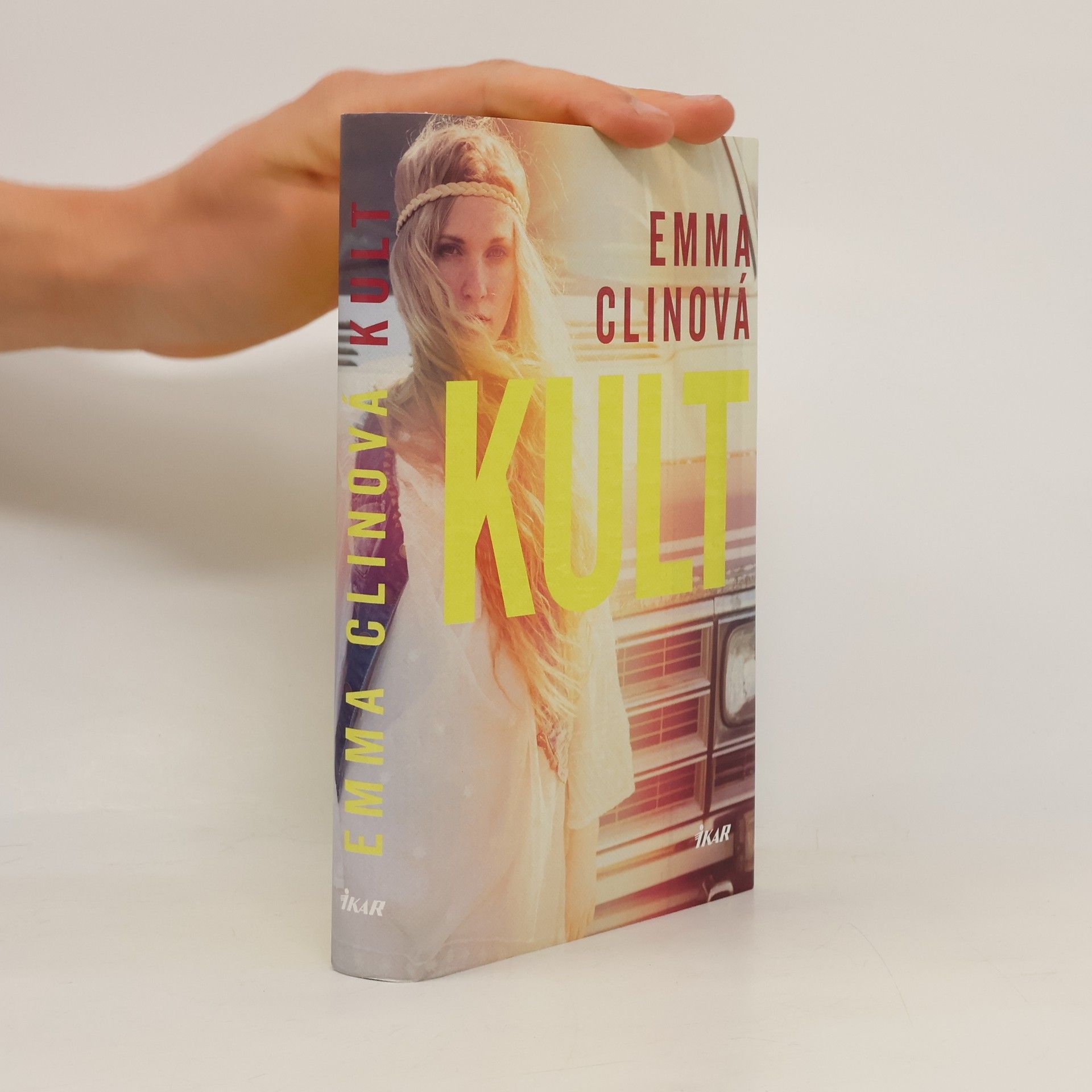 Emma Cline Kult